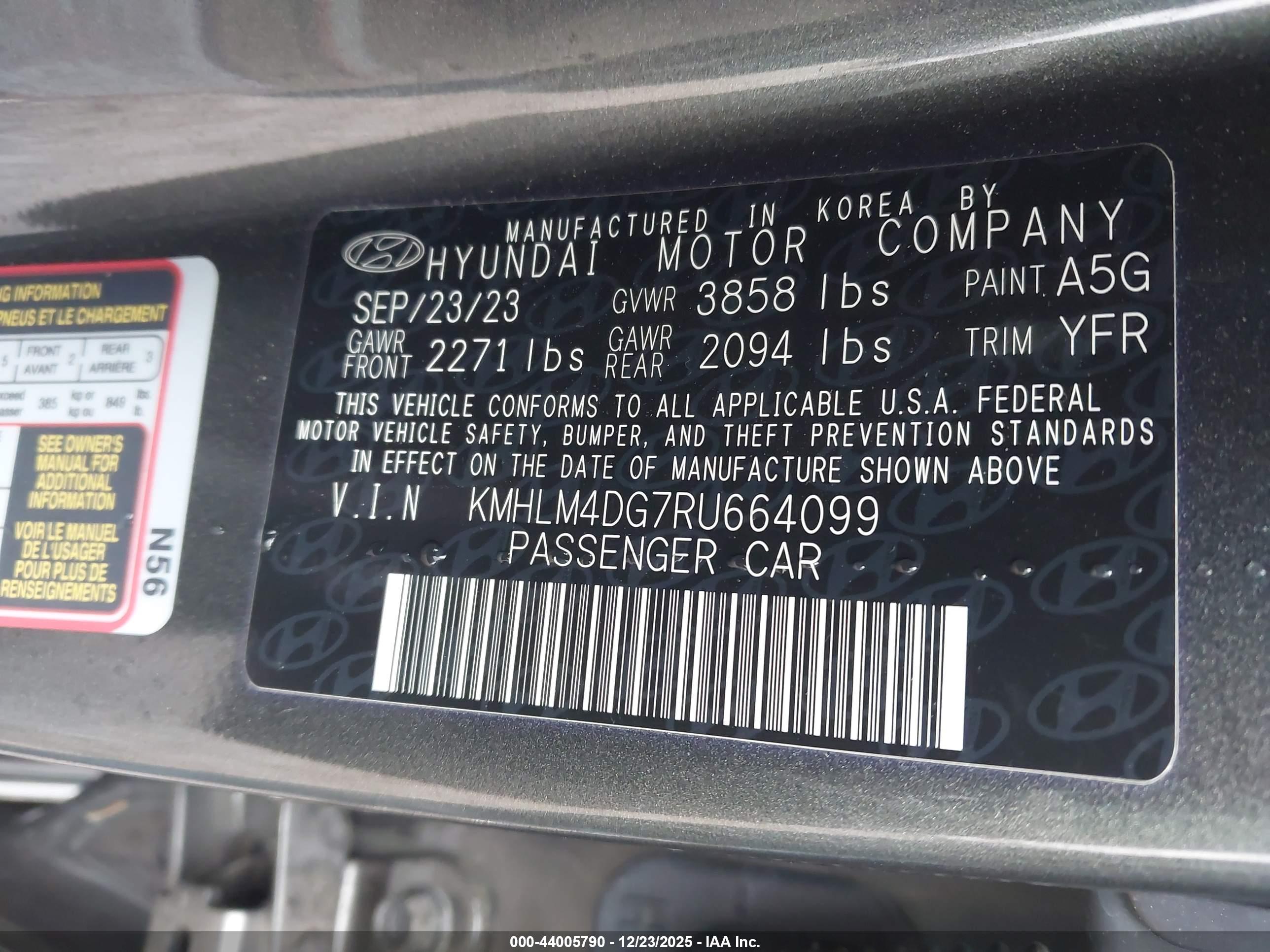 HYUNDAI ELANTRA image 9