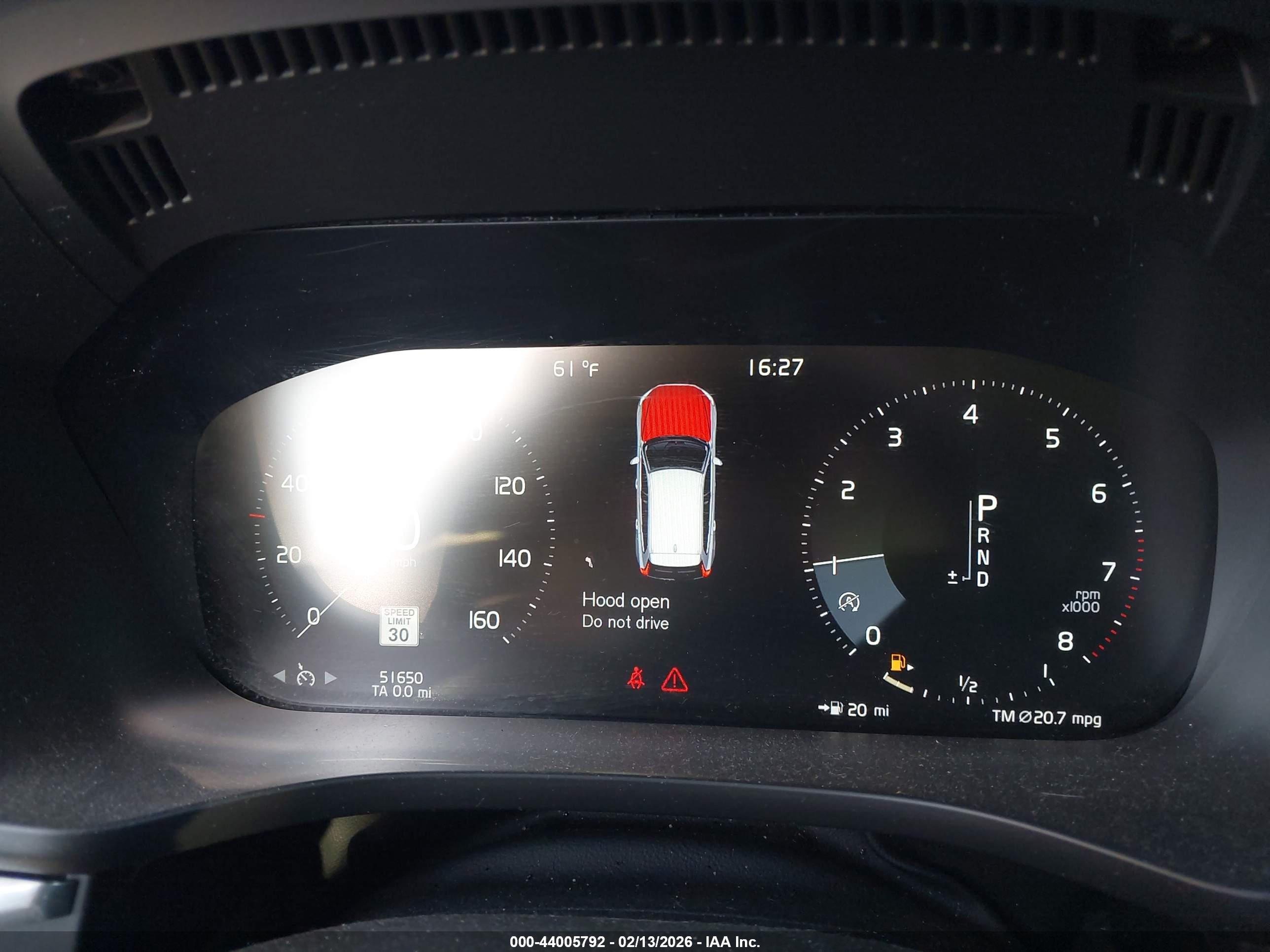 VOLVO XC60 image 7