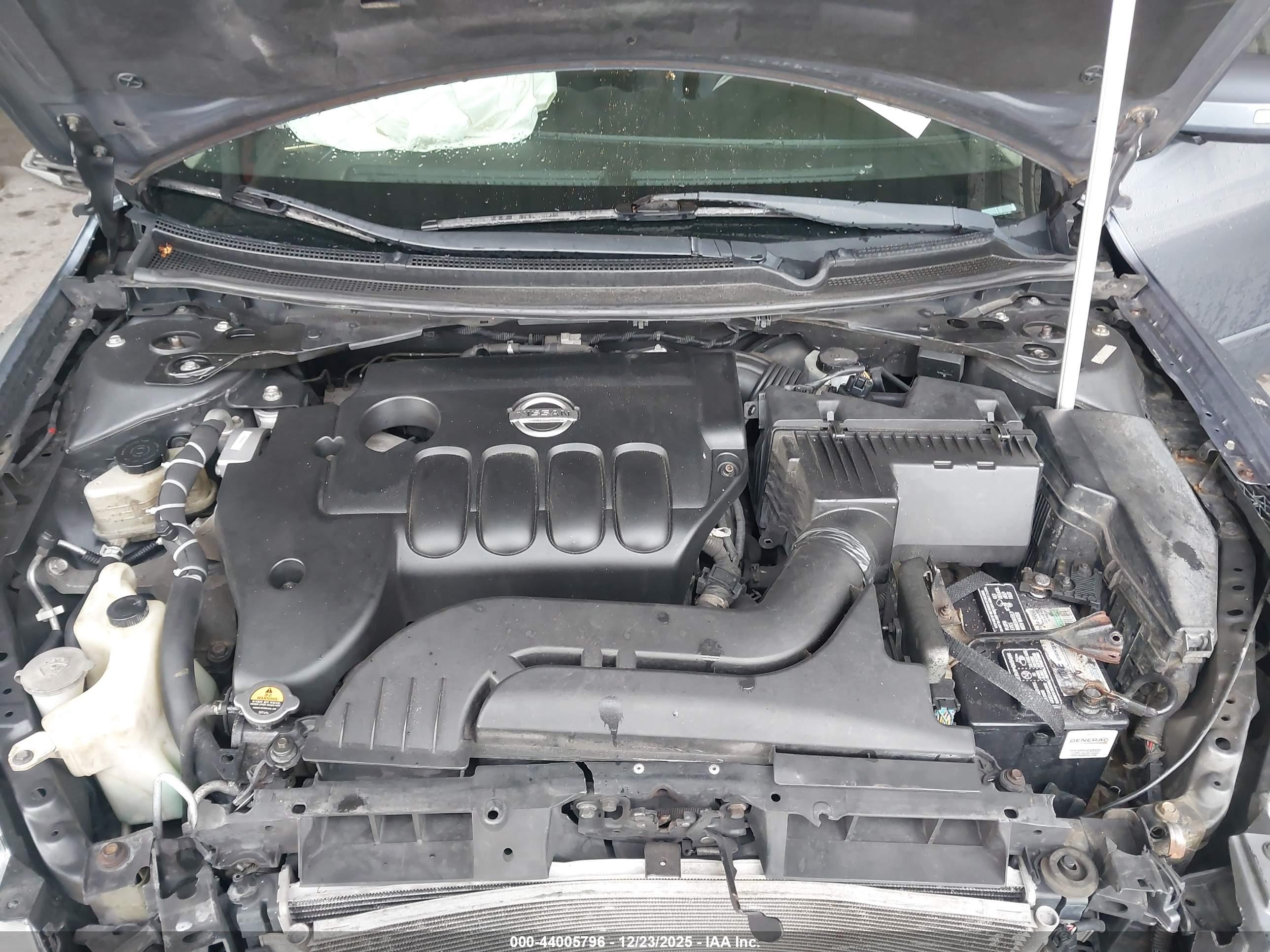 NISSAN ALTIMA image 10