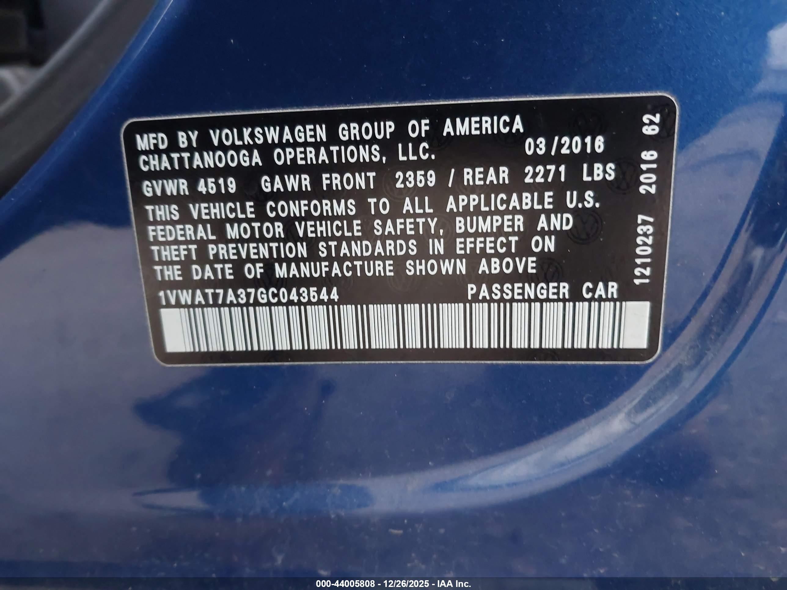 VOLKSWAGEN PASSAT image 9