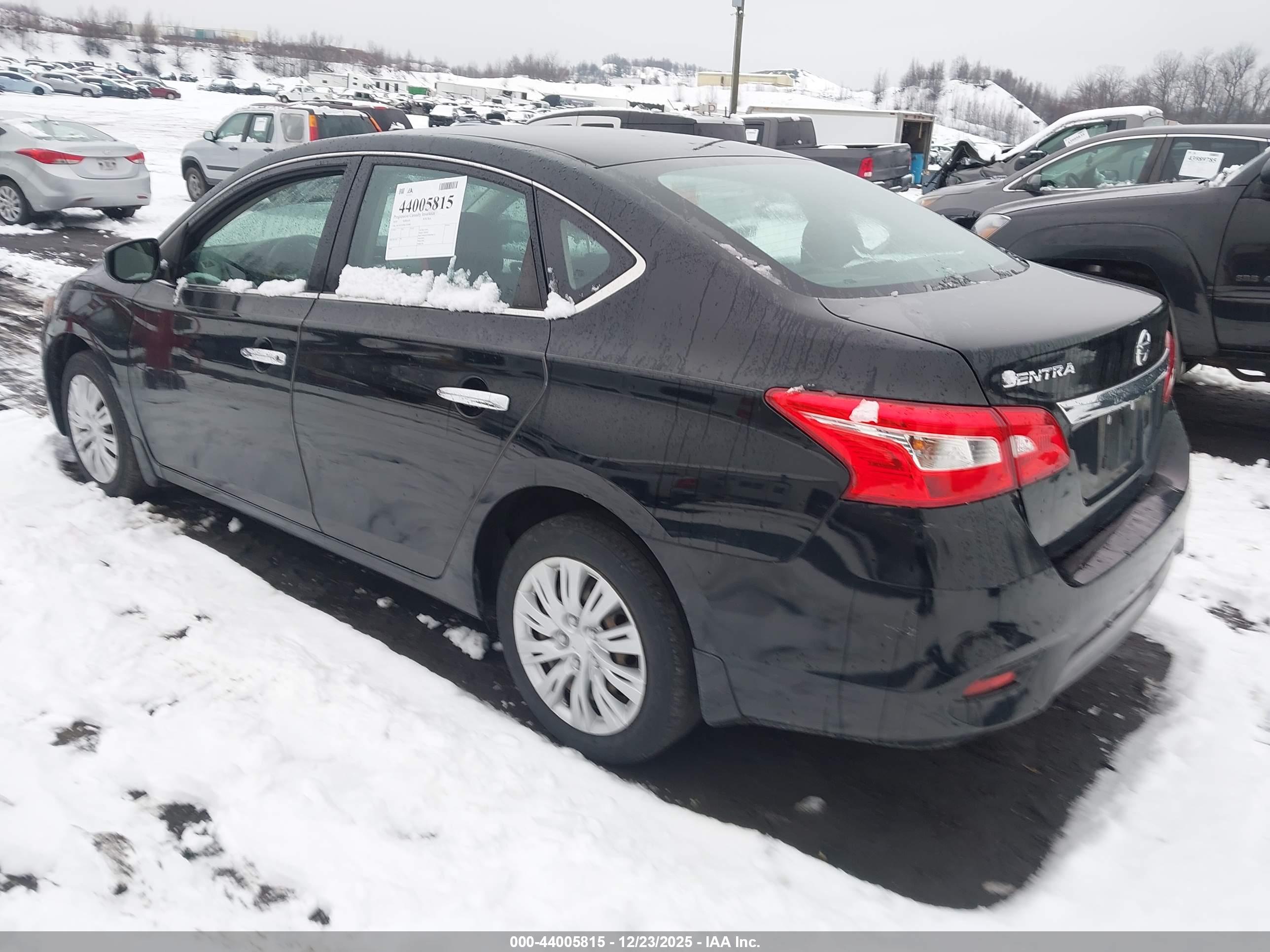 NISSAN SENTRA image 3