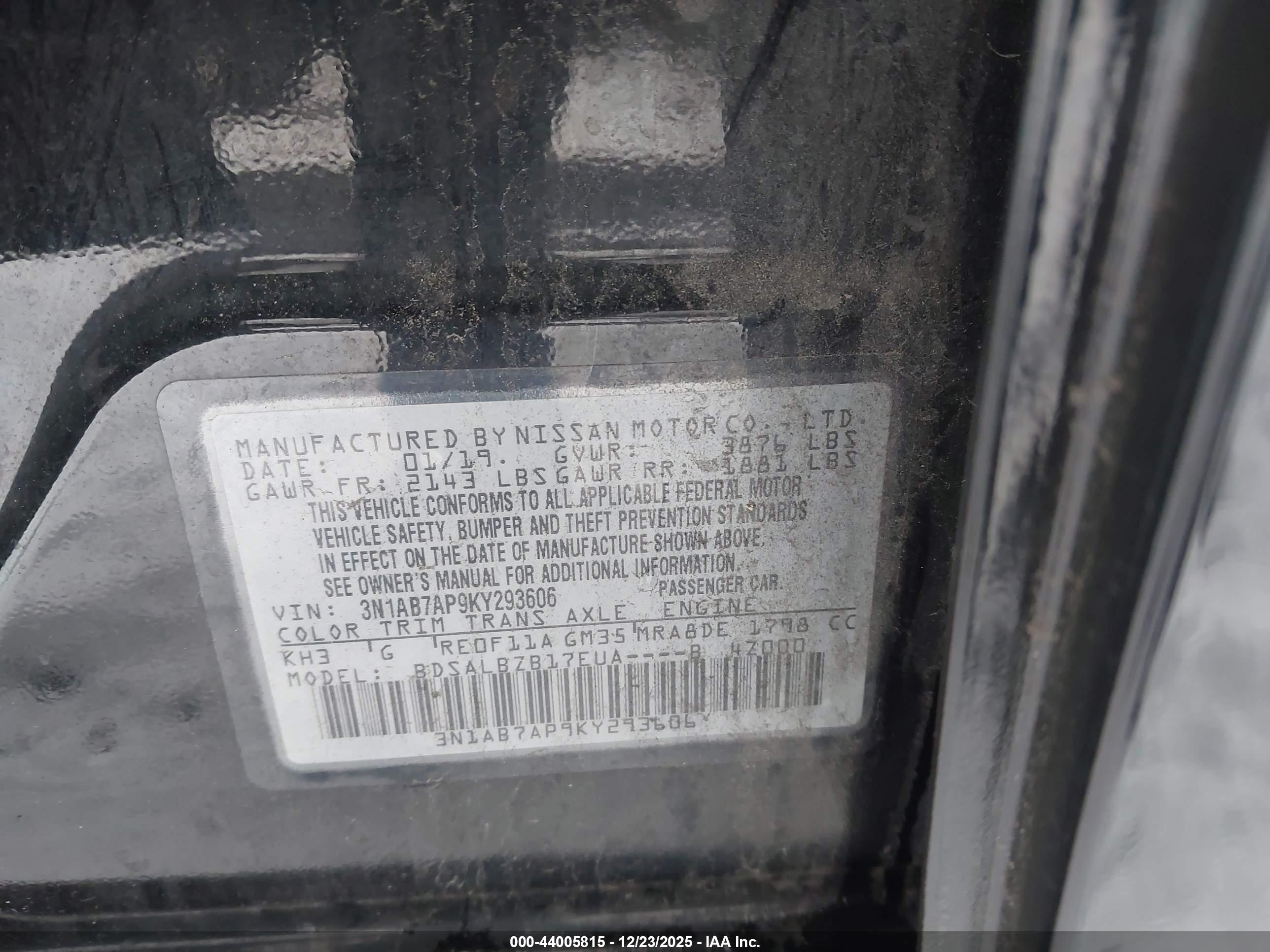 NISSAN SENTRA image 9