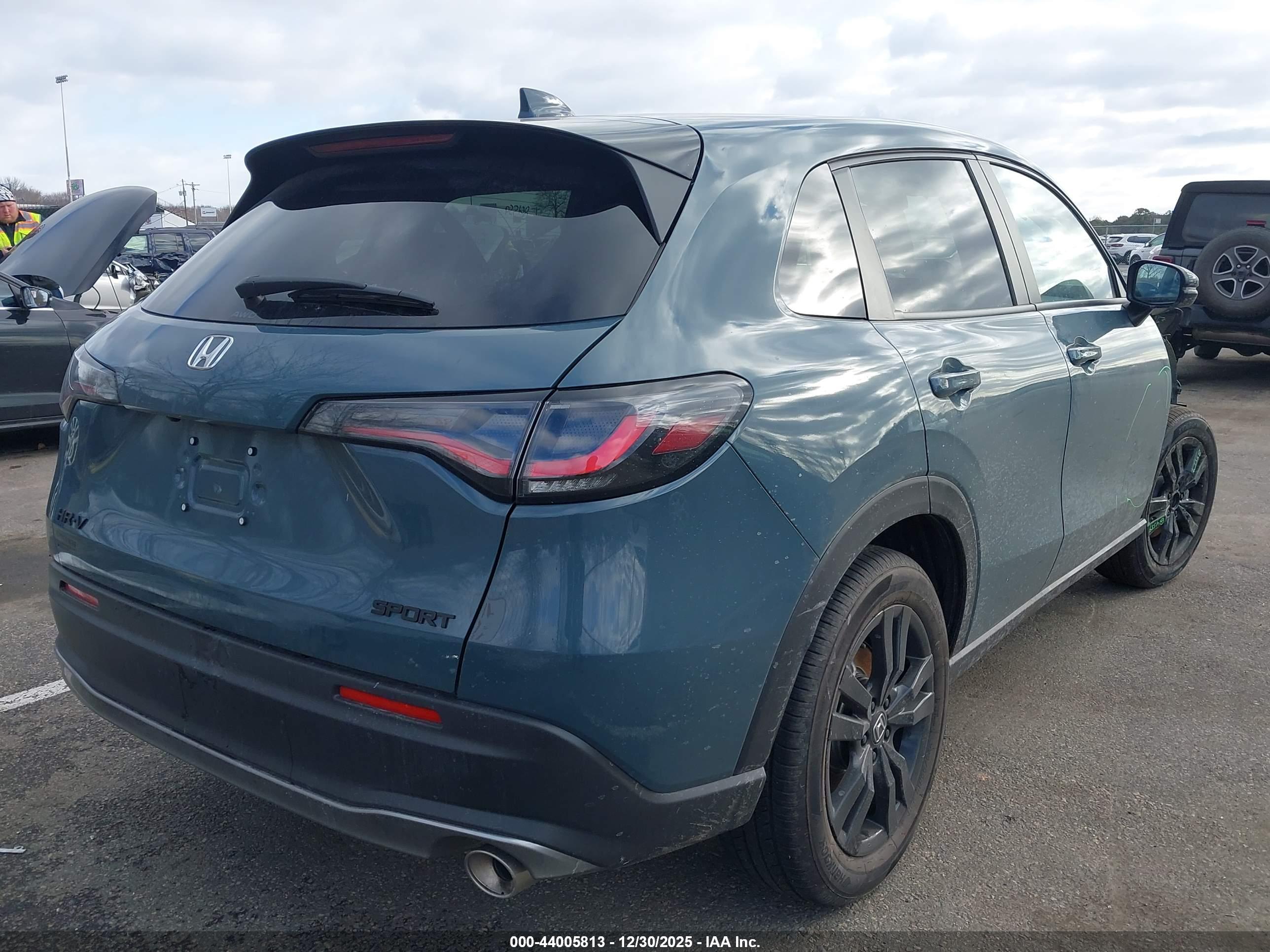 HONDA HR-V image 4