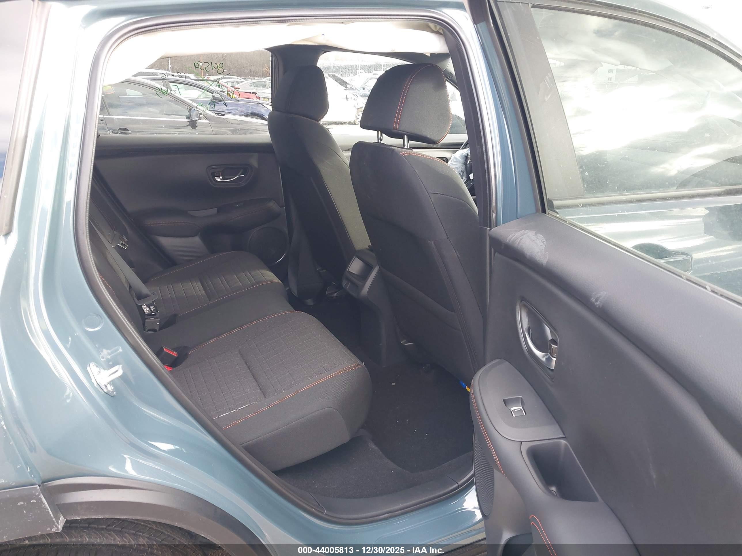 HONDA HR-V image 8
