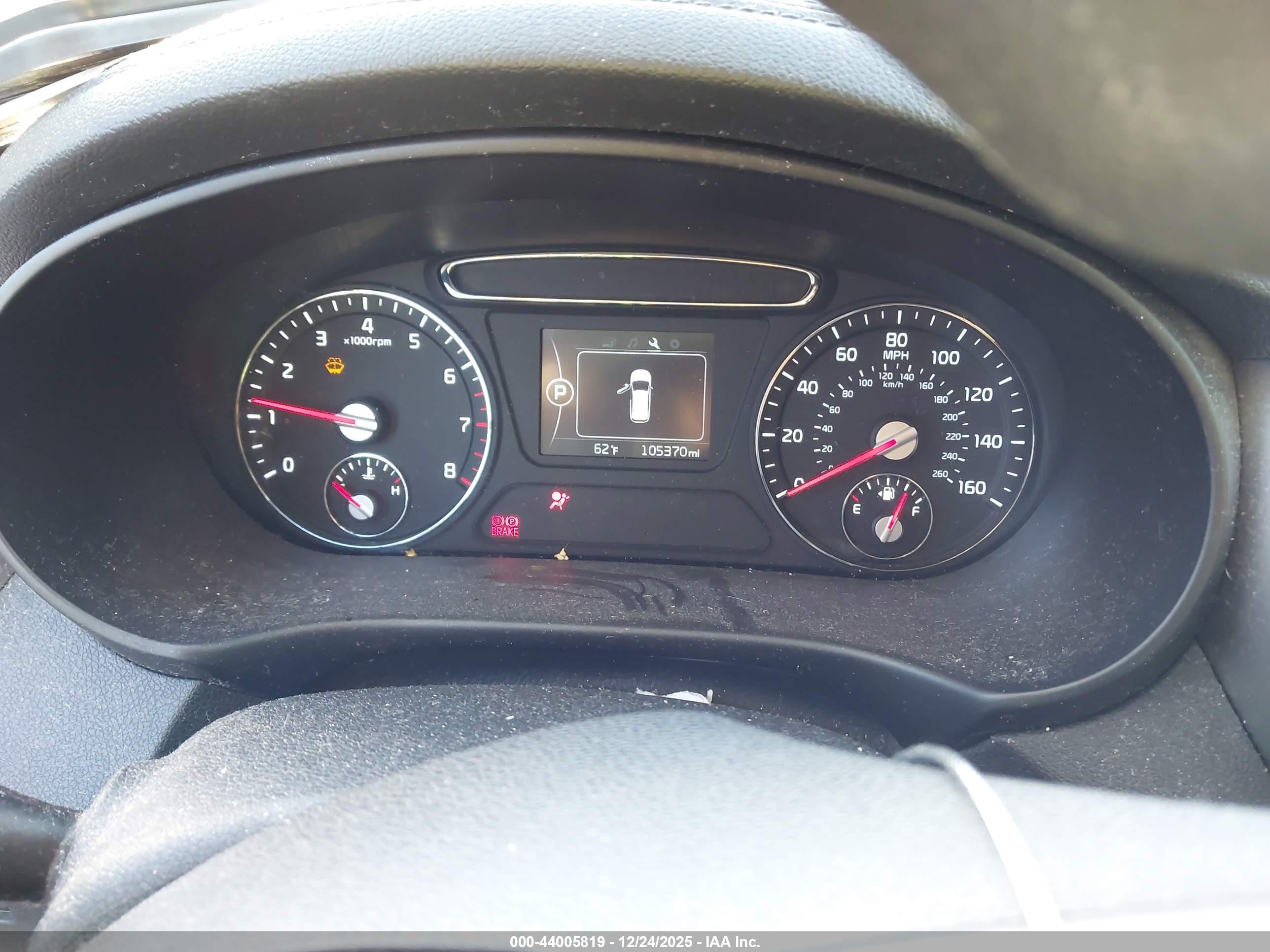 KIA SORENTO image 7