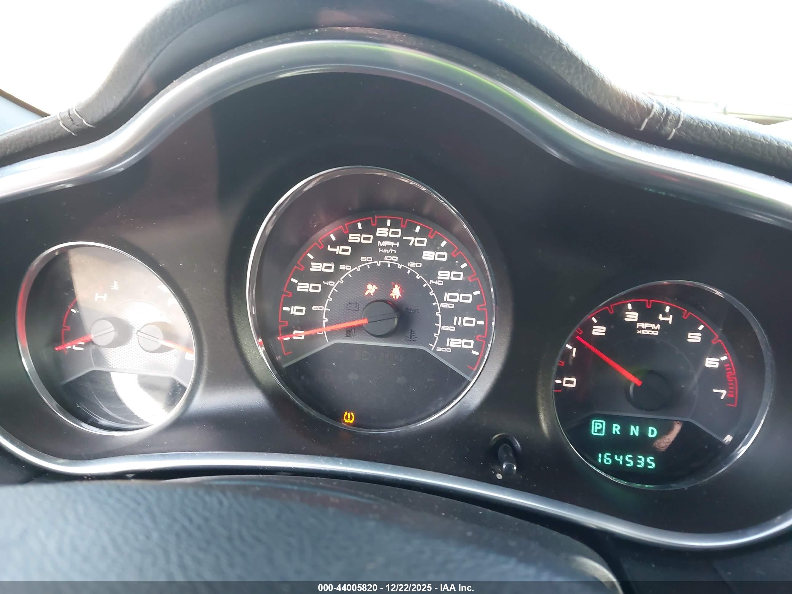 DODGE AVENGER image 7