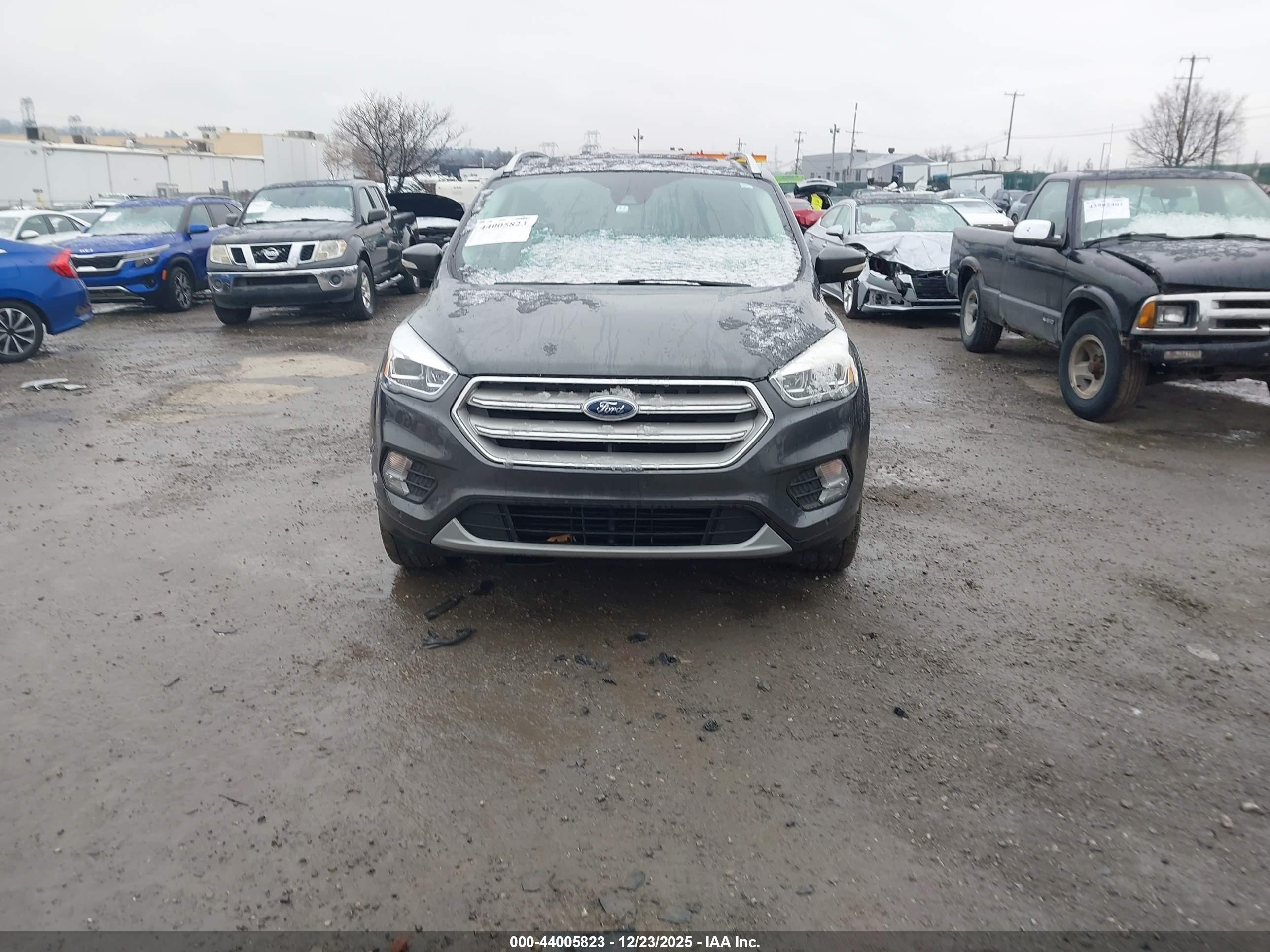 FORD ESCAPE image 6
