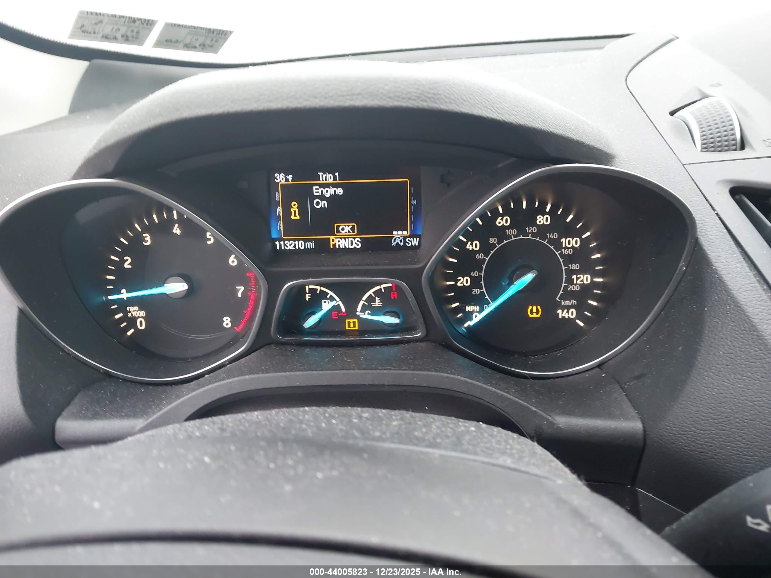 FORD ESCAPE image 7