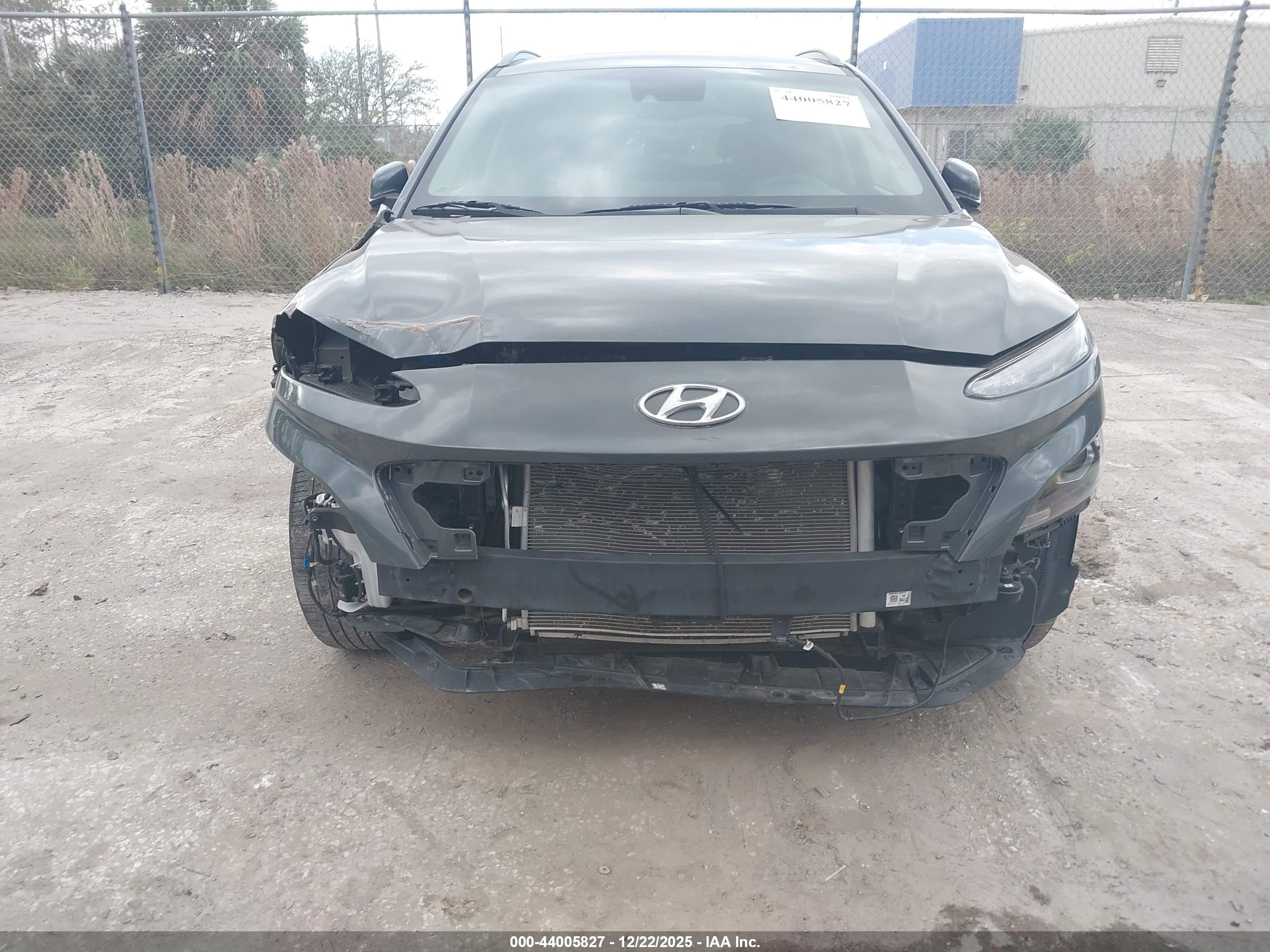 HYUNDAI KONA image 6