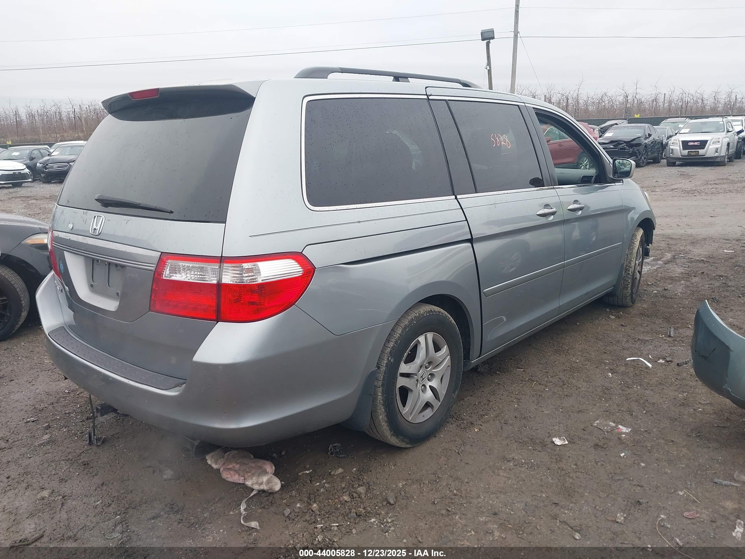 HONDA ODYSSEY image 4