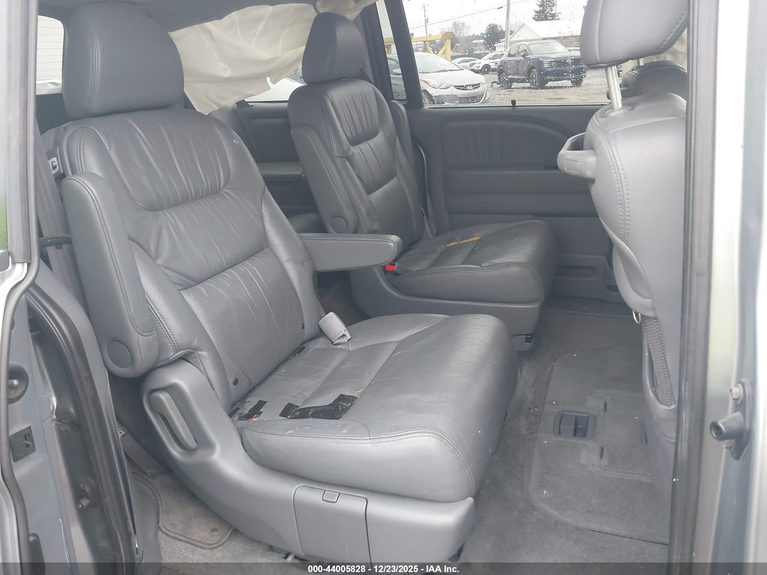 HONDA ODYSSEY image 8