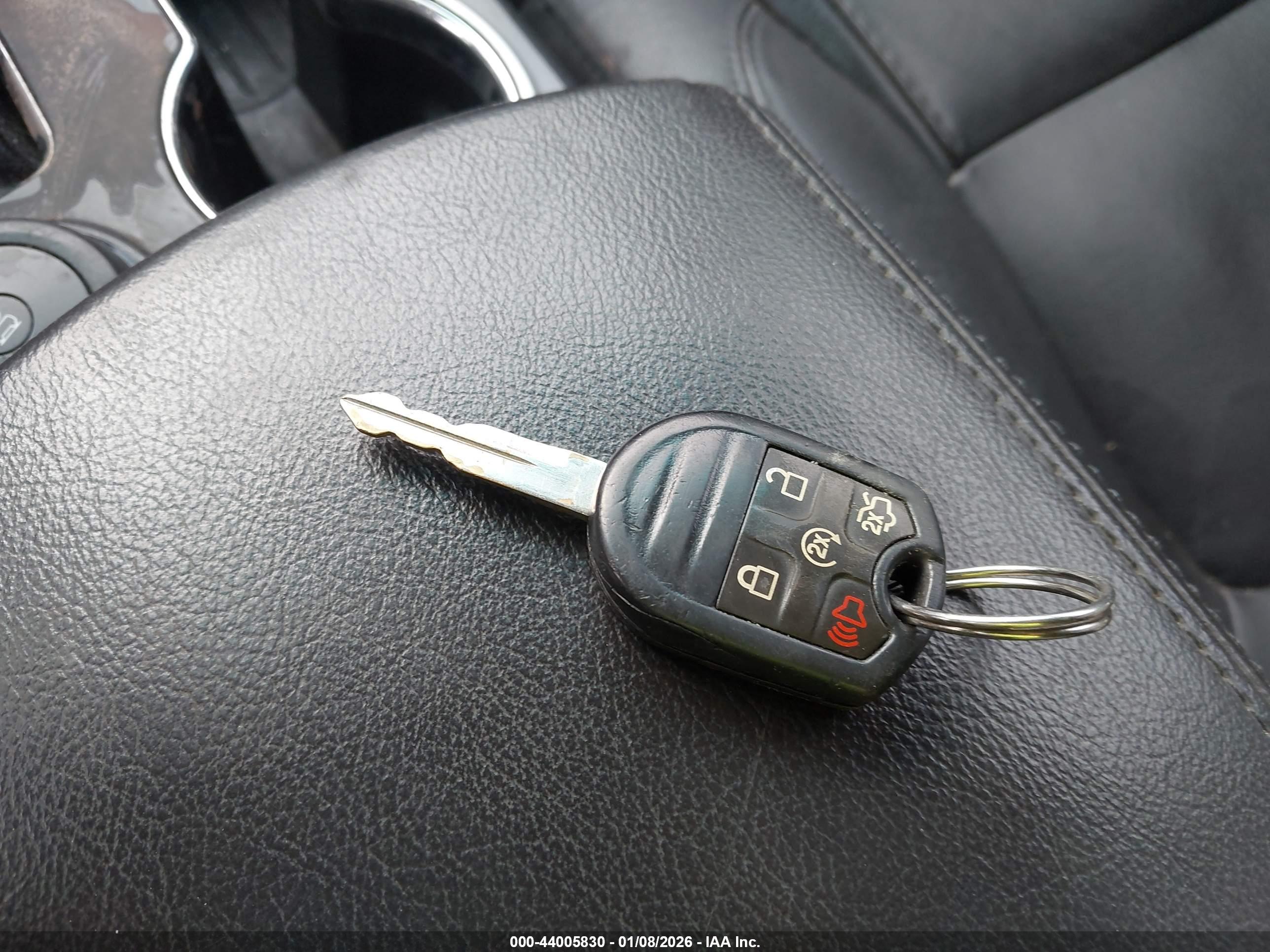 FORD EXPLORER image 11