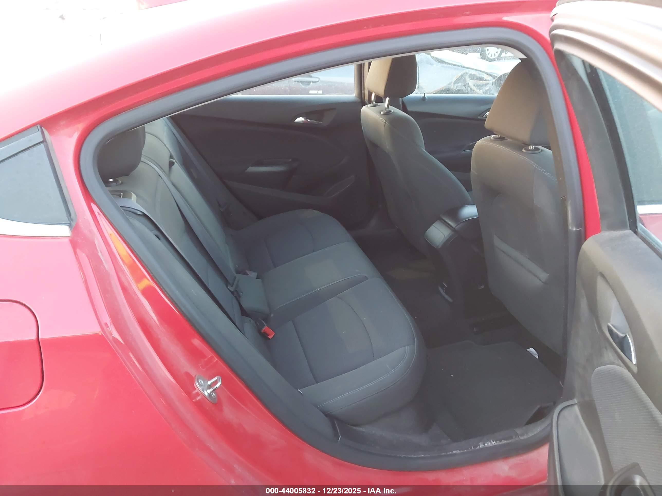 CHEVROLET CRUZE image 8