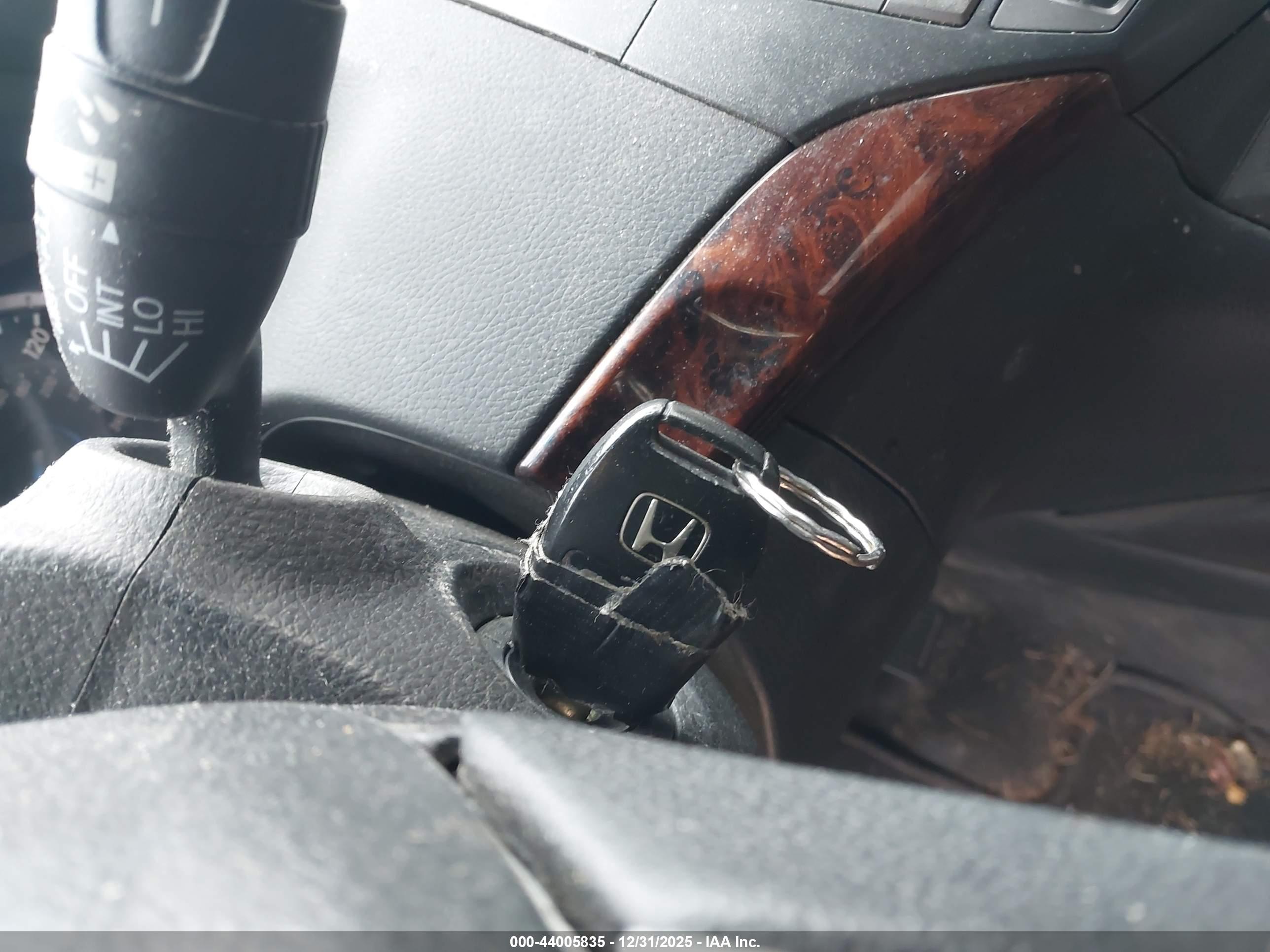 HONDA CROSSTOUR image 11