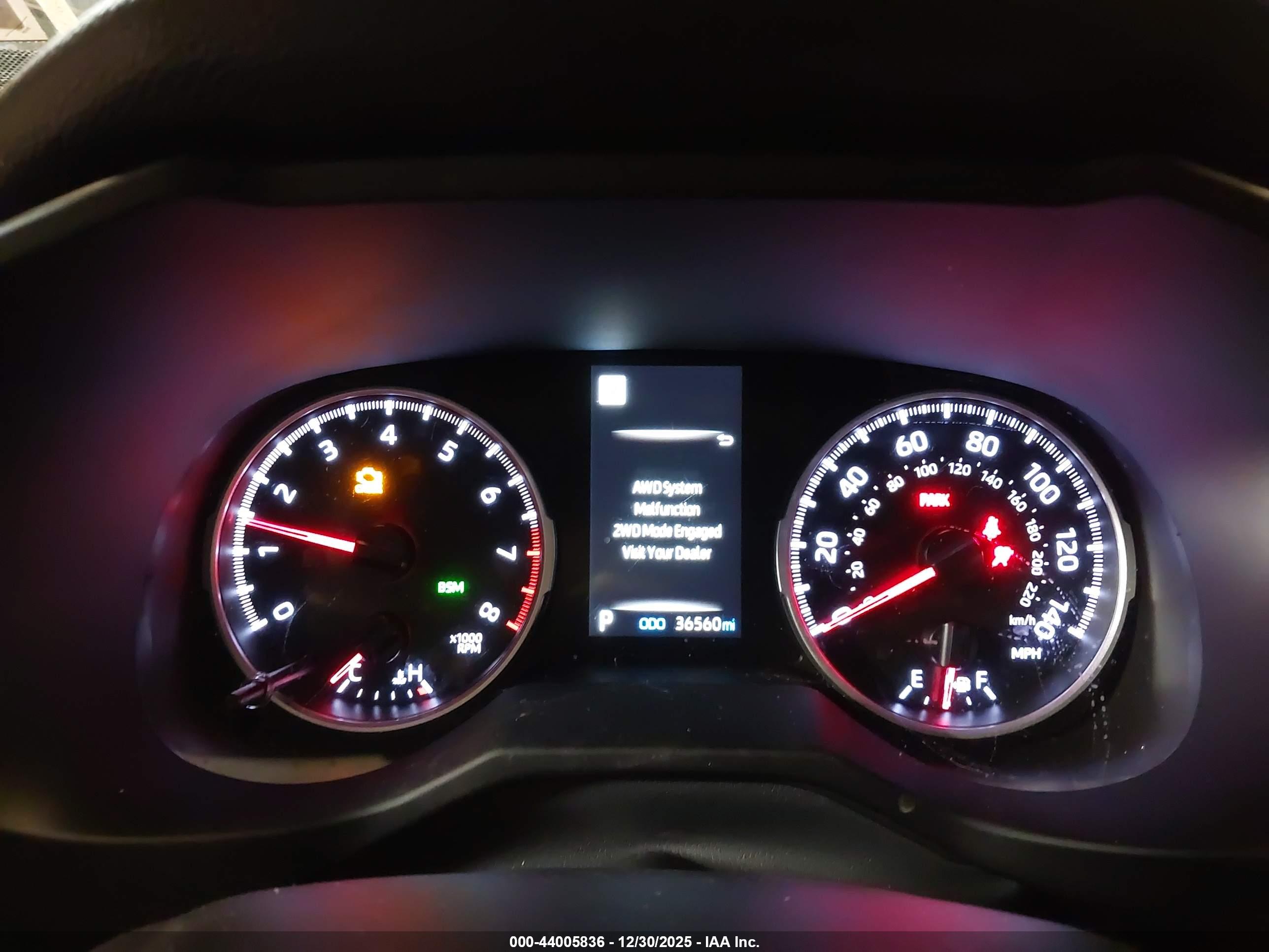 TOYOTA RAV4 image 7