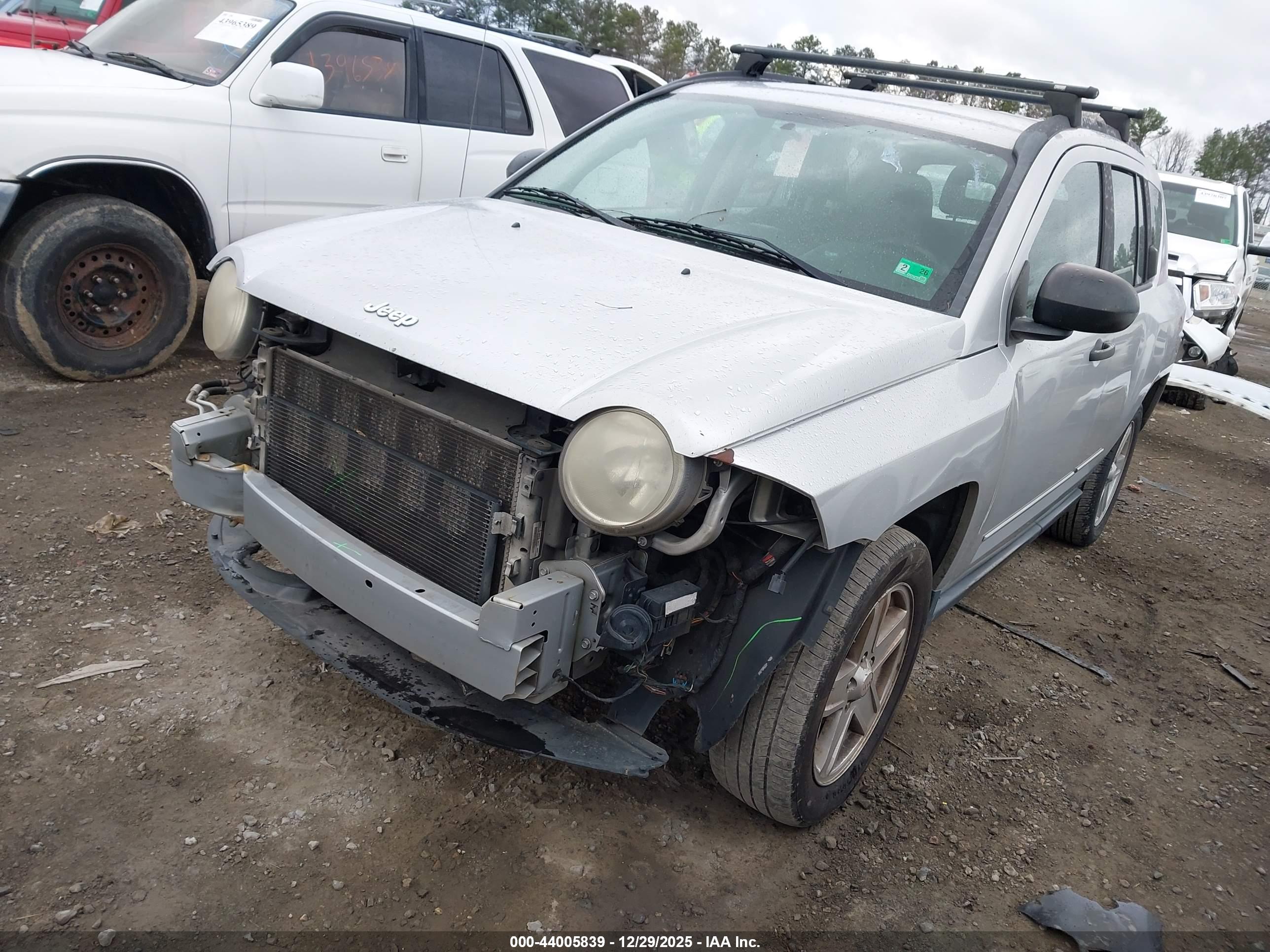 JEEP COMPASS image 2