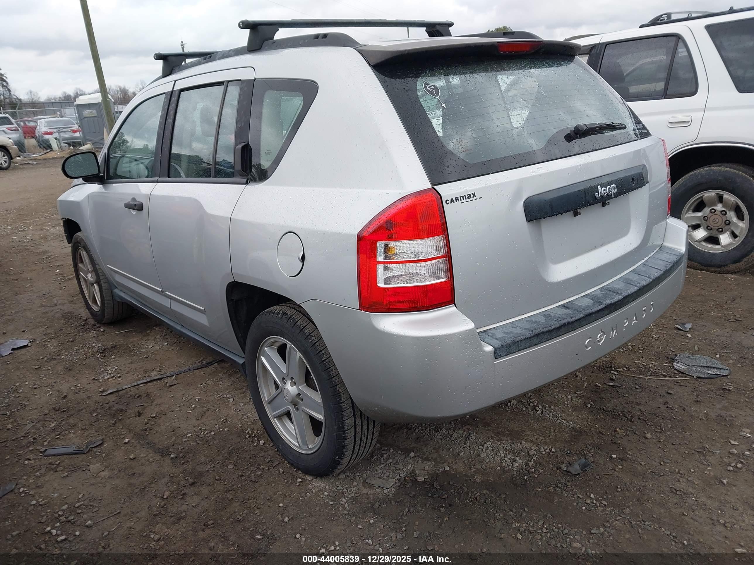 JEEP COMPASS image 3