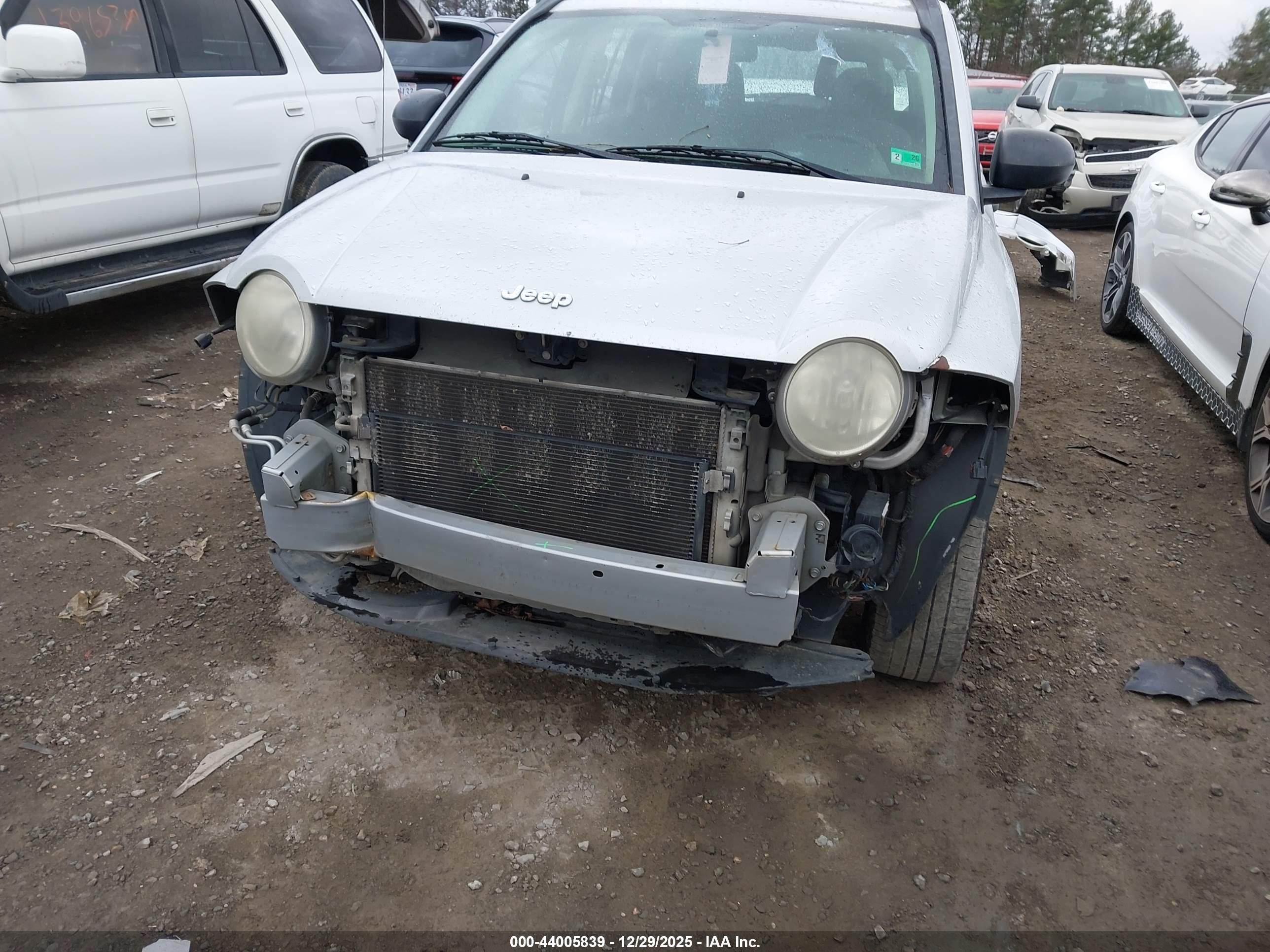 JEEP COMPASS image 6