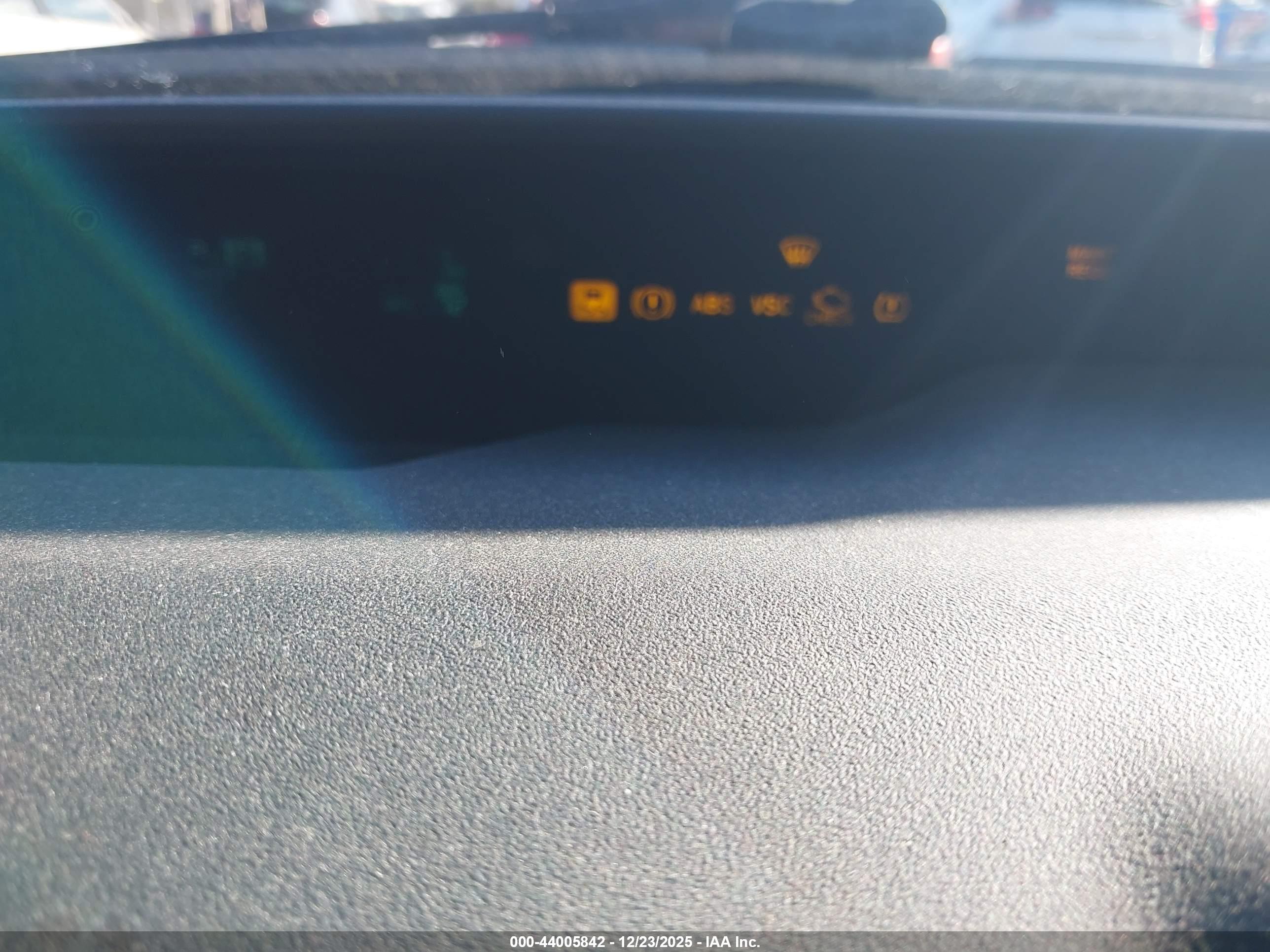 TOYOTA PRIUS image 7
