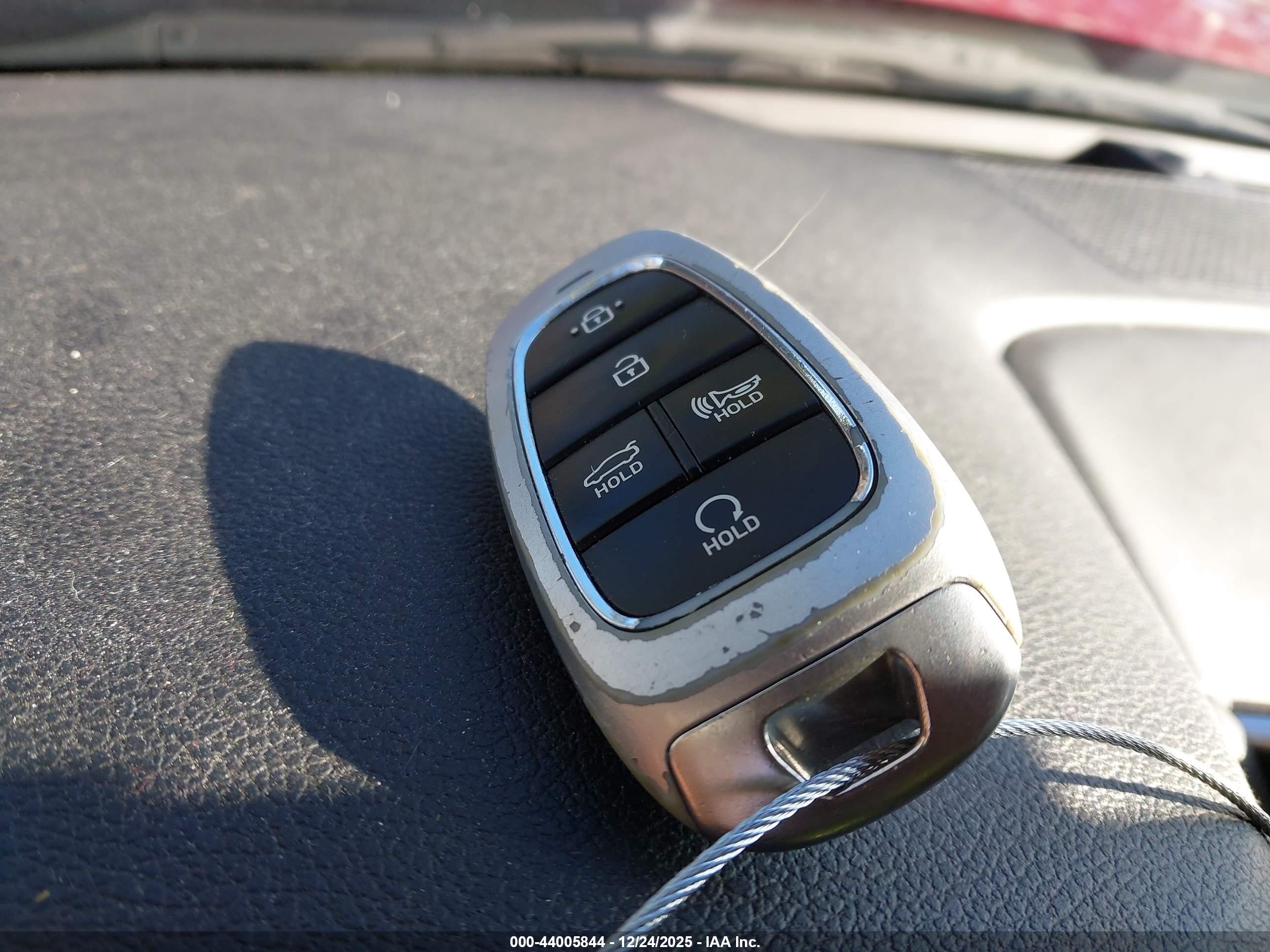 HYUNDAI SONATA image 11