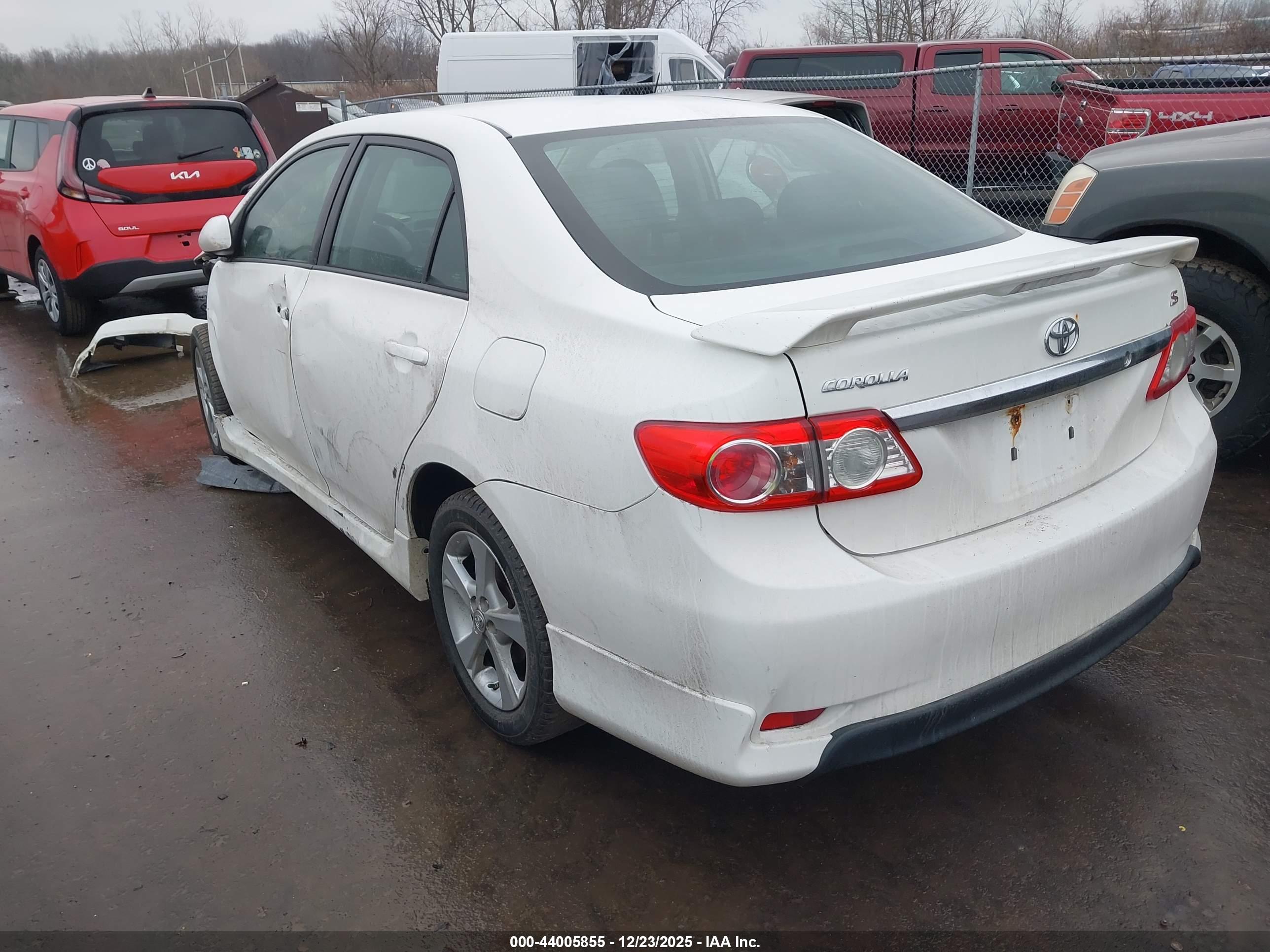 TOYOTA COROLLA image 3