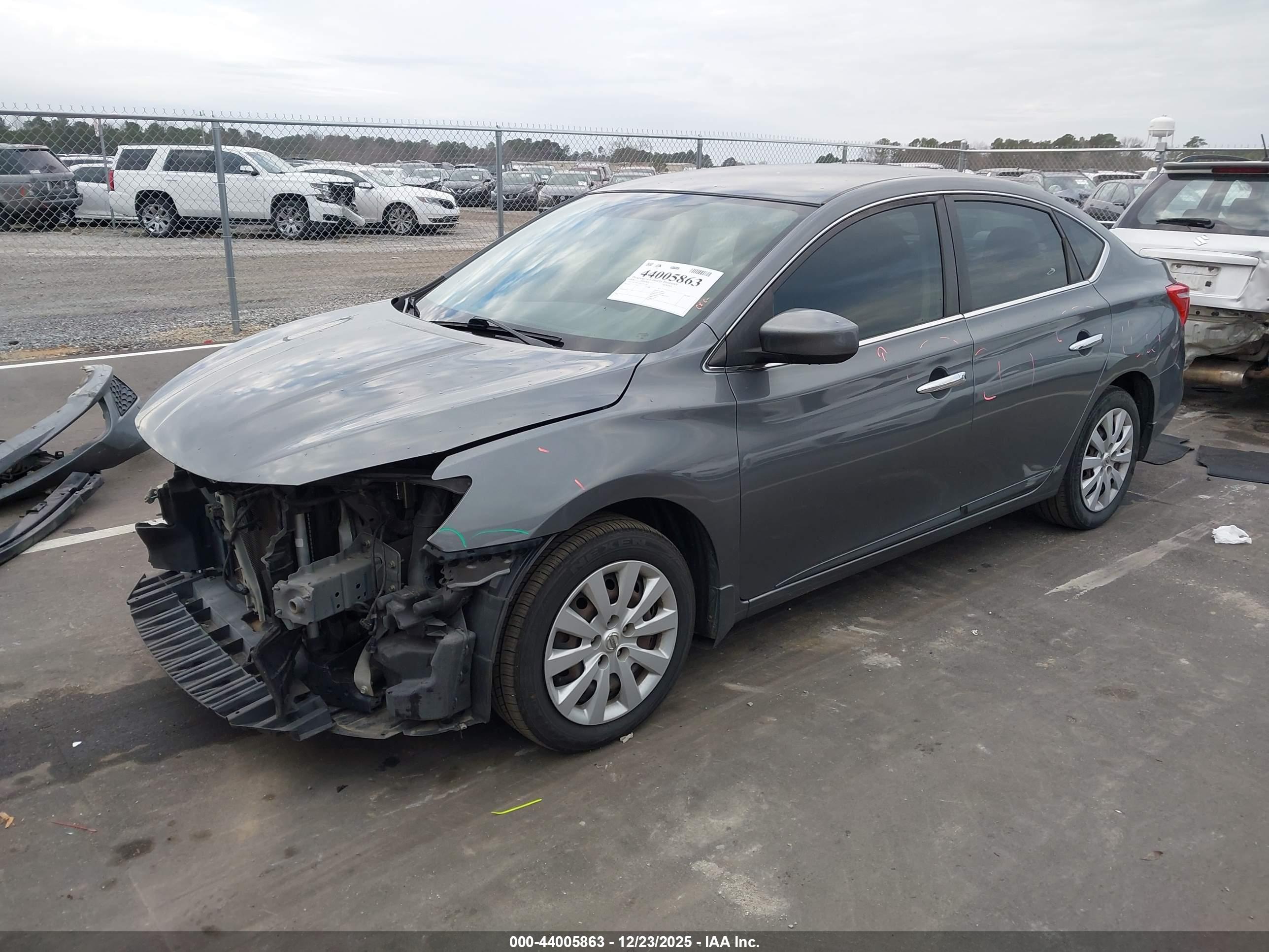 NISSAN SENTRA image 2