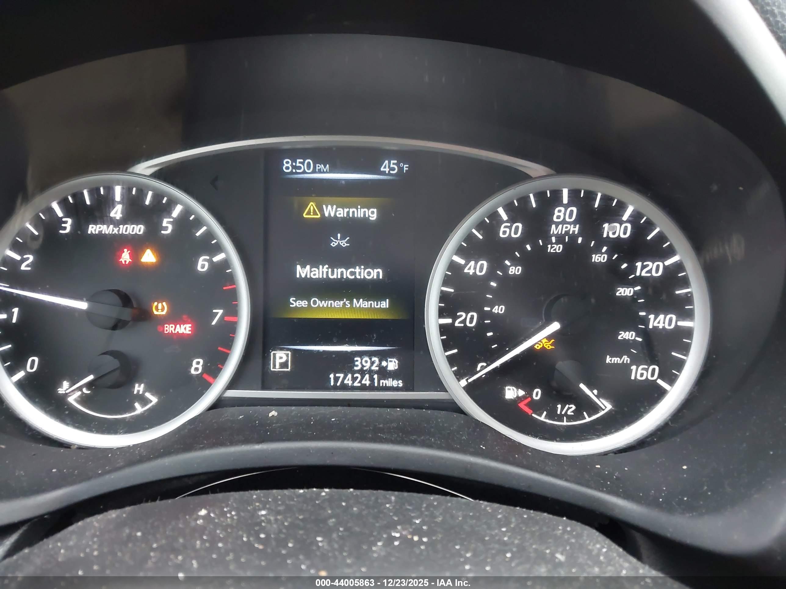 NISSAN SENTRA image 7