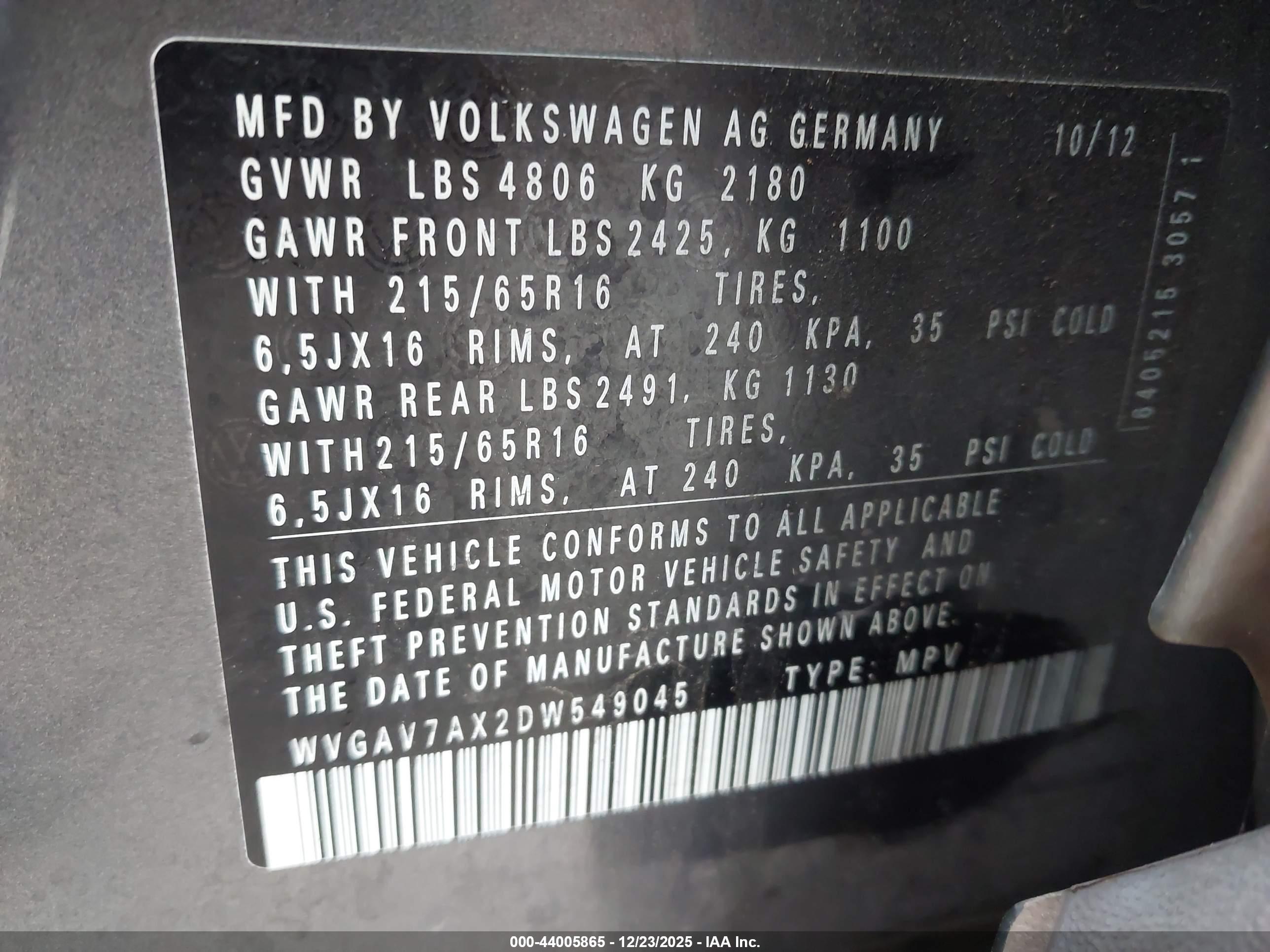 VOLKSWAGEN TIGUAN image 9