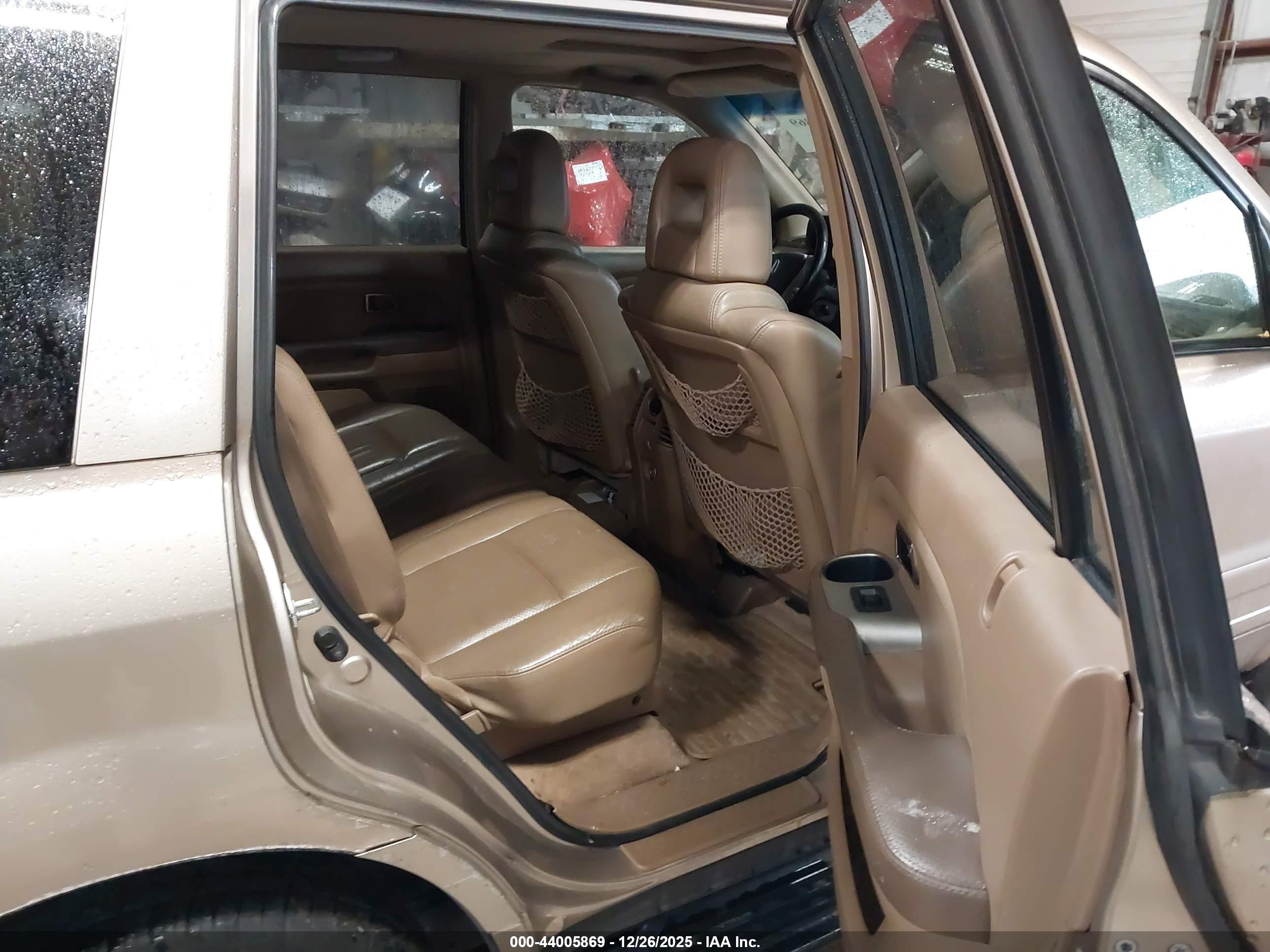 HONDA PILOT image 8