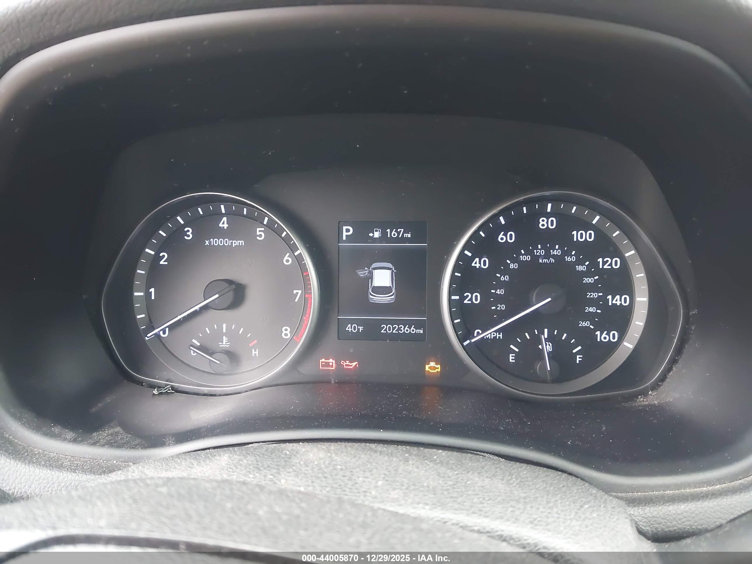 HYUNDAI ELANTRA image 7