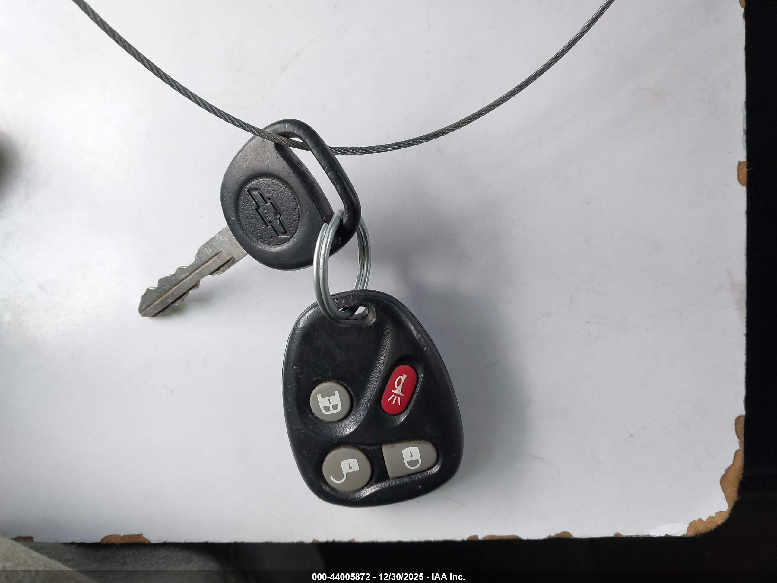 CHEVROLET EXPRESS image 11