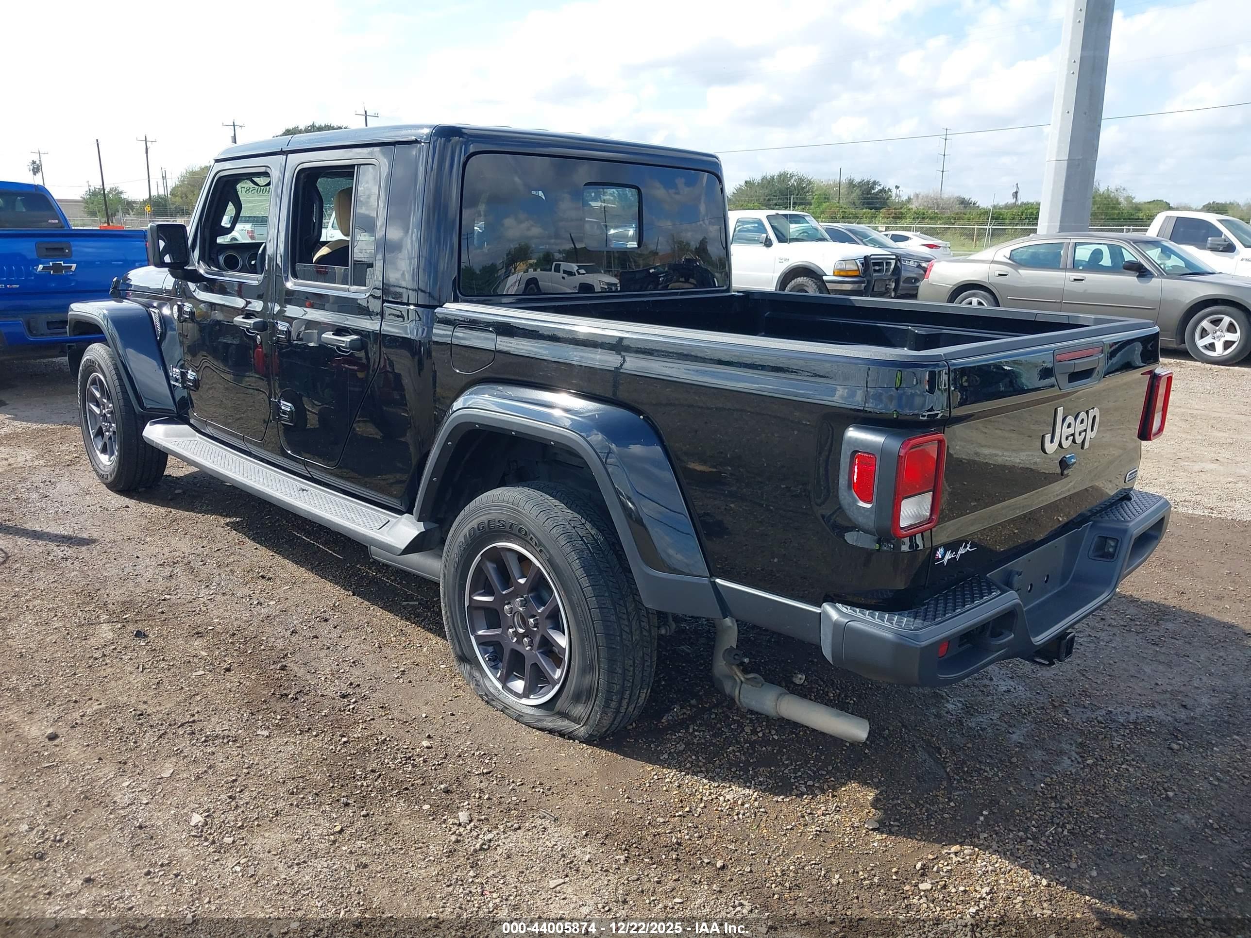 JEEP GLADIATOR image 3