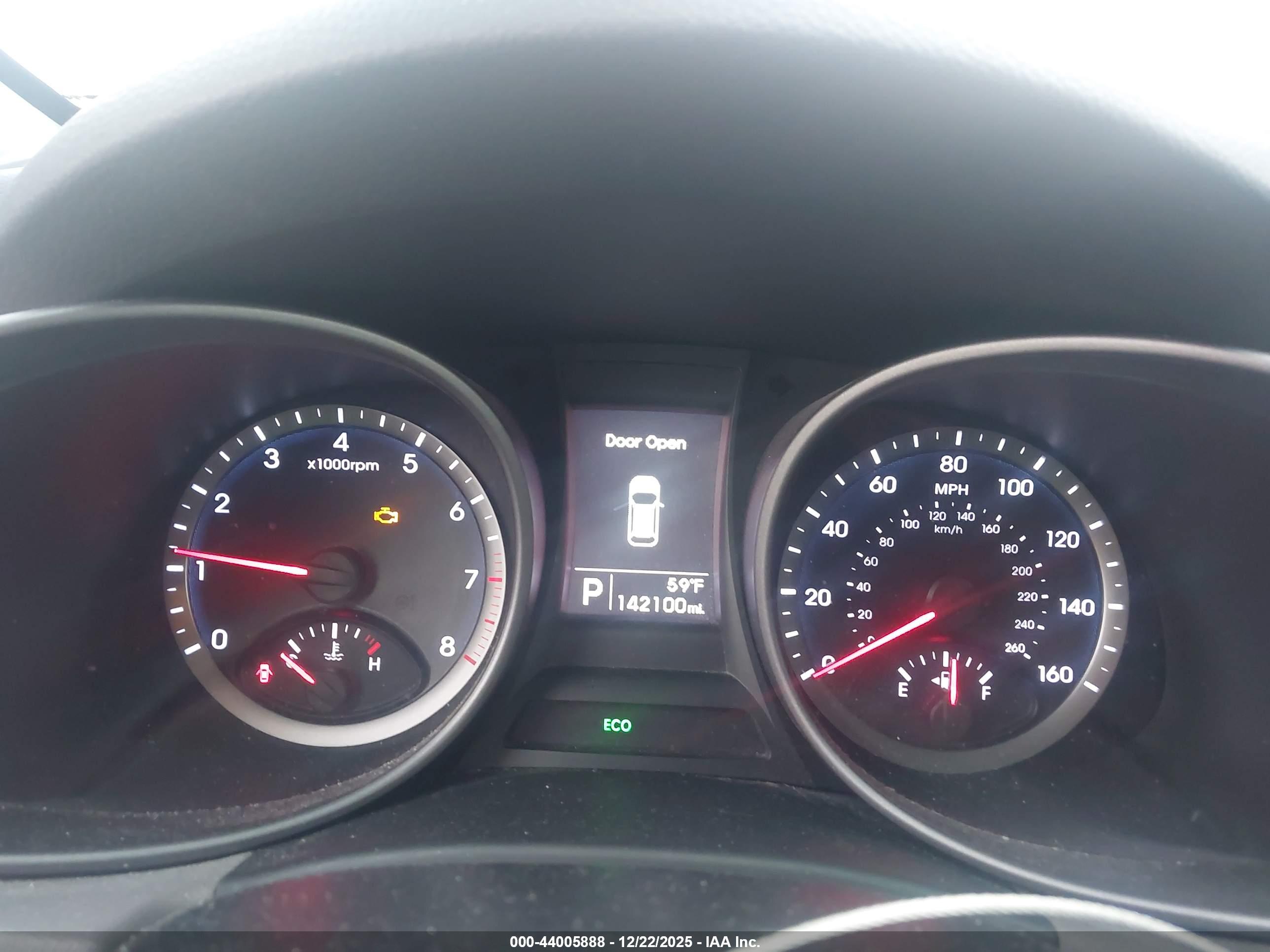 HYUNDAI SANTA image 7