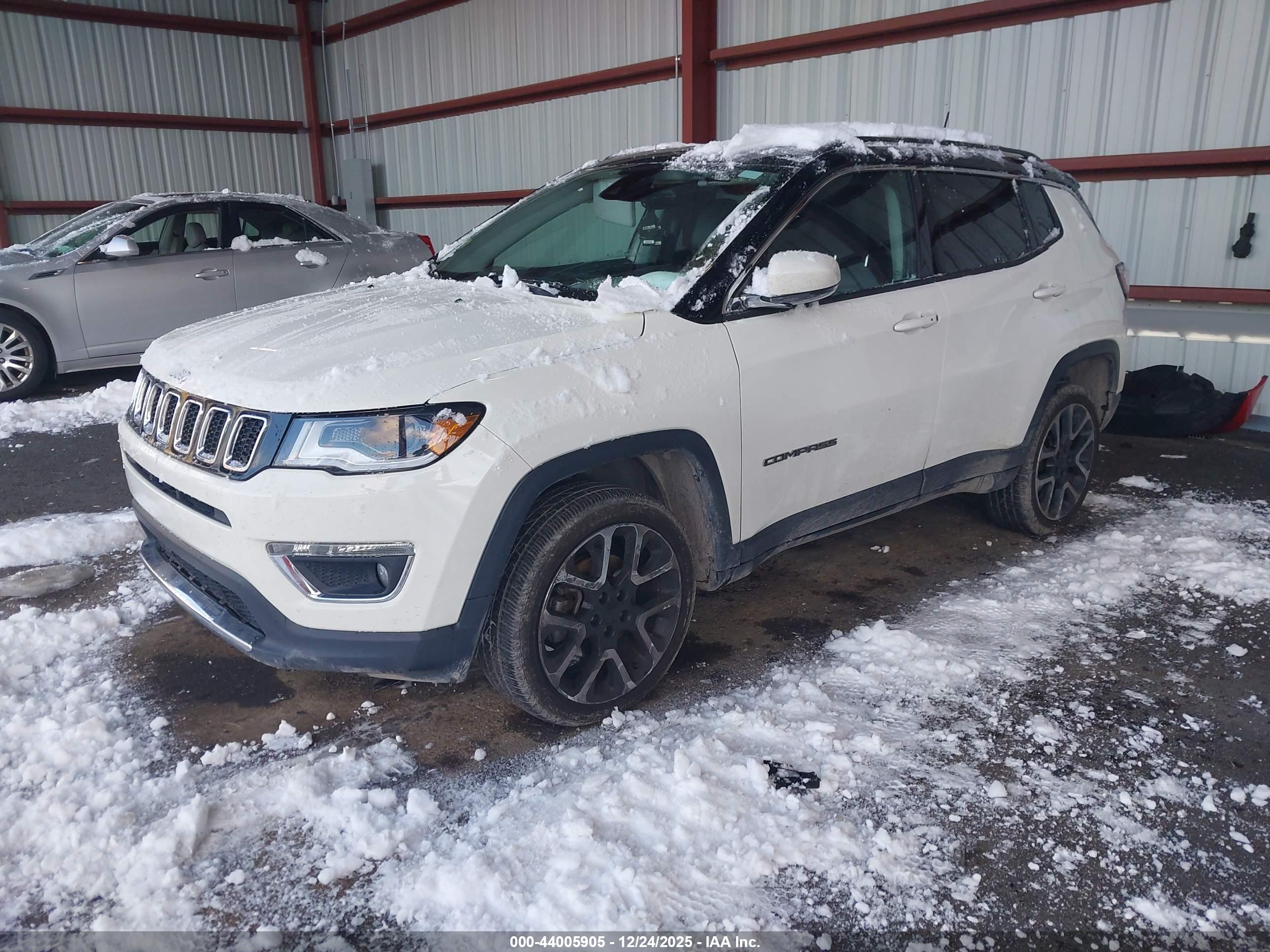 JEEP COMPASS image 2