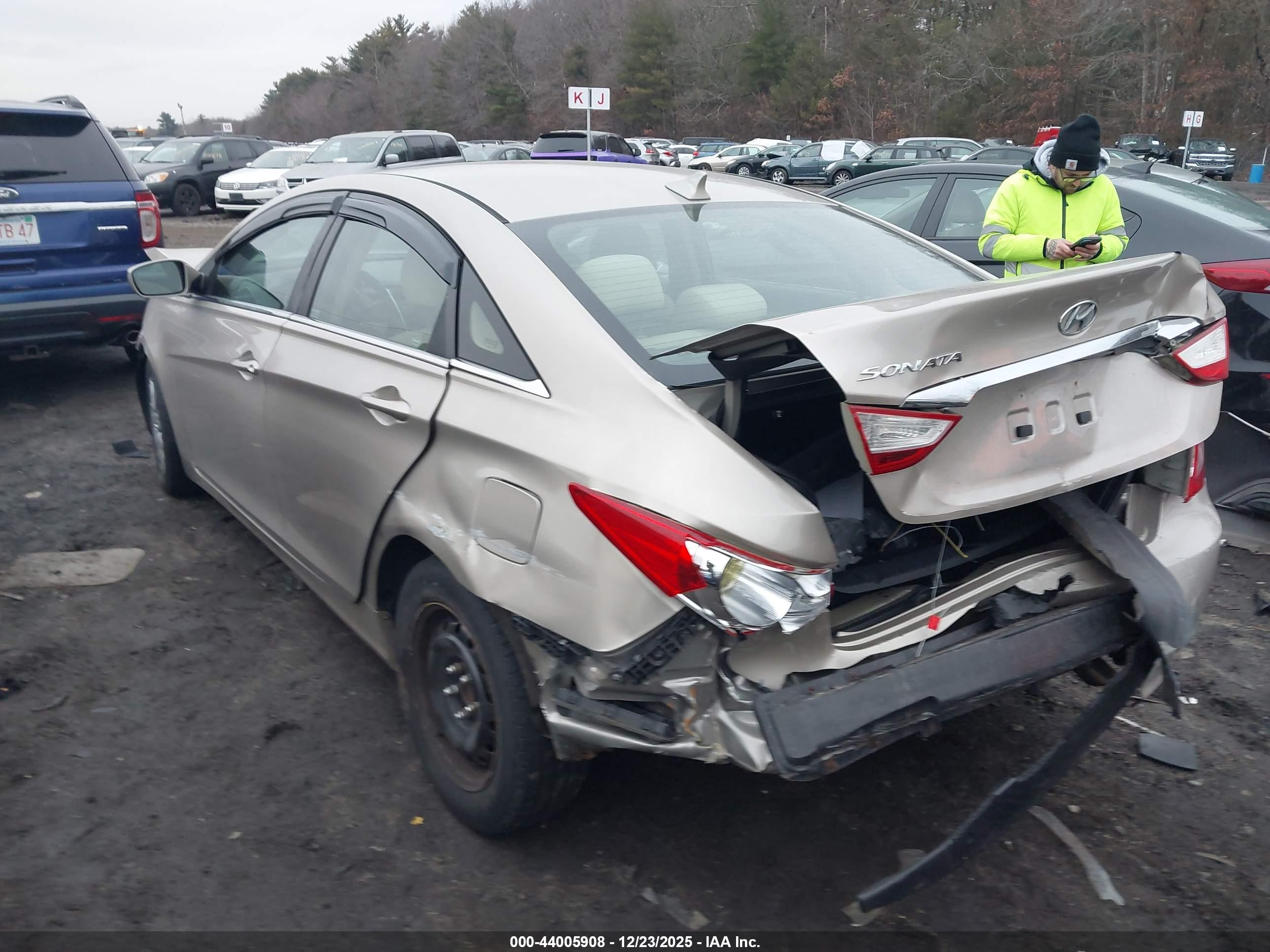 HYUNDAI SONATA image 3