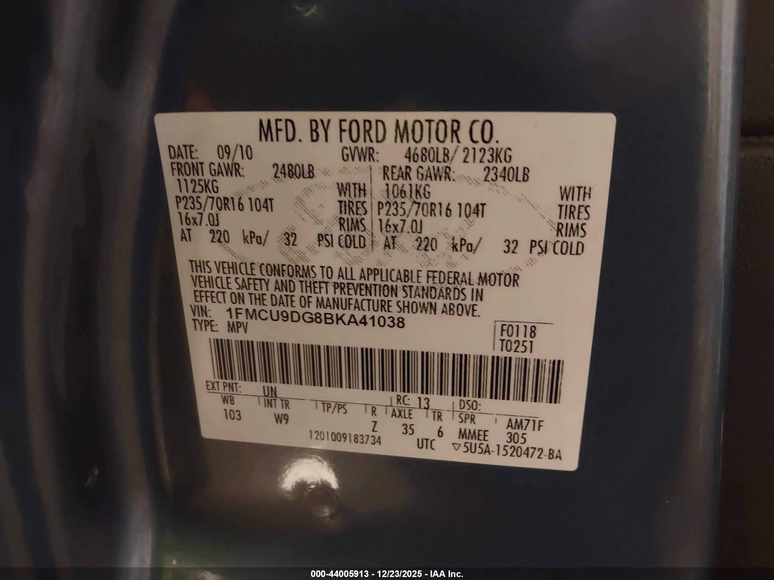 FORD ESCAPE image 9