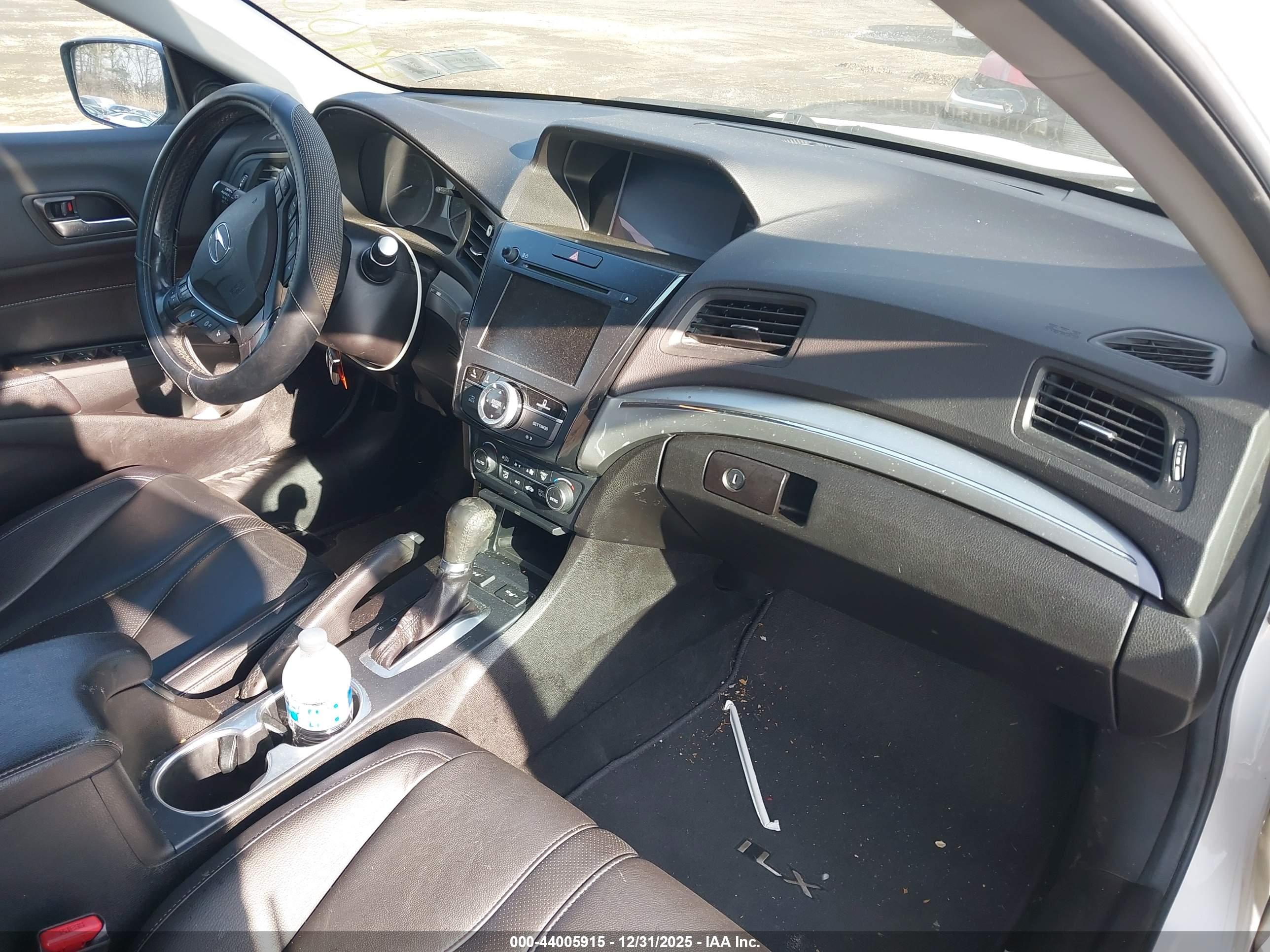 ACURA ILX image 5