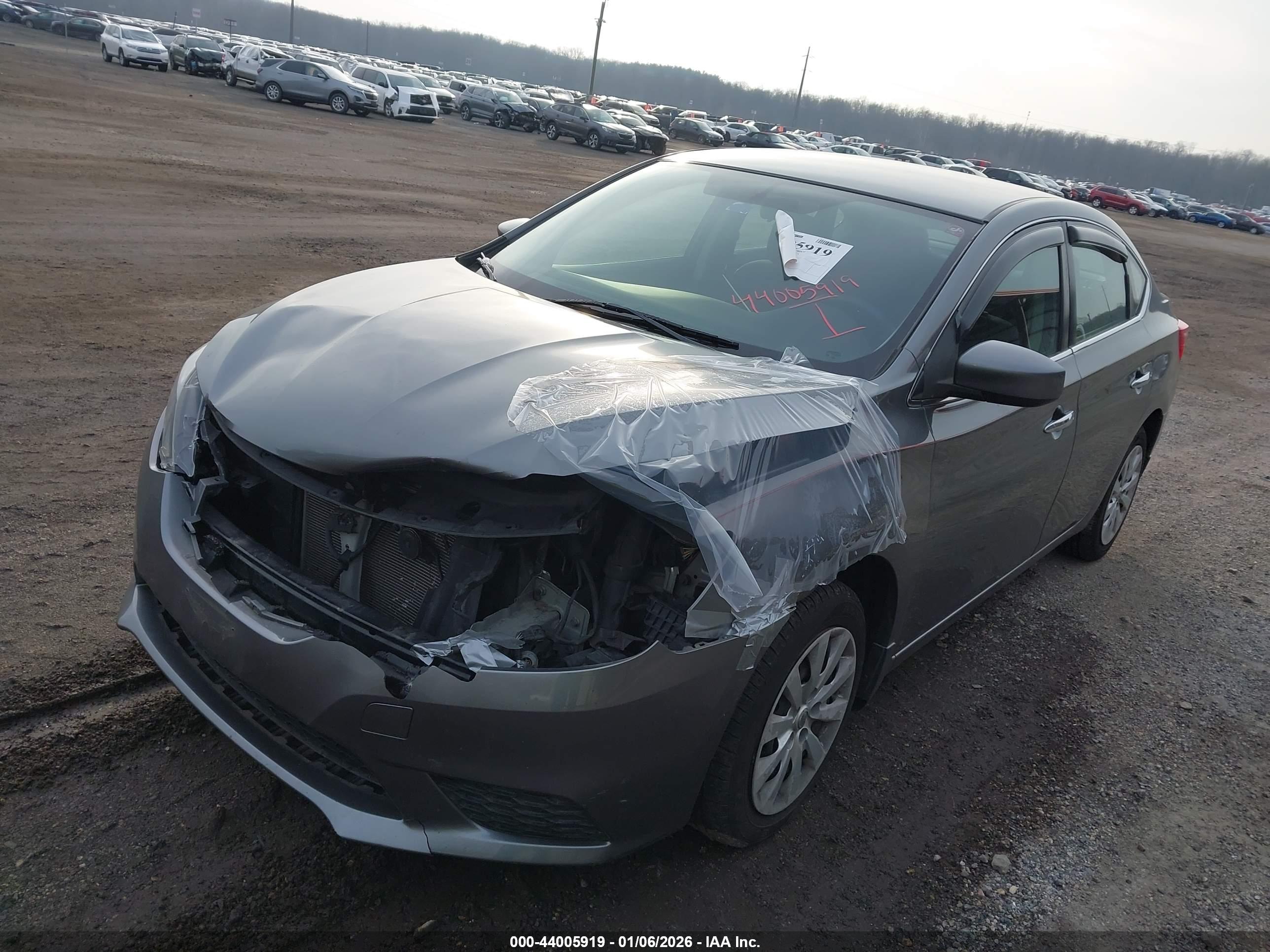 NISSAN SENTRA image 2