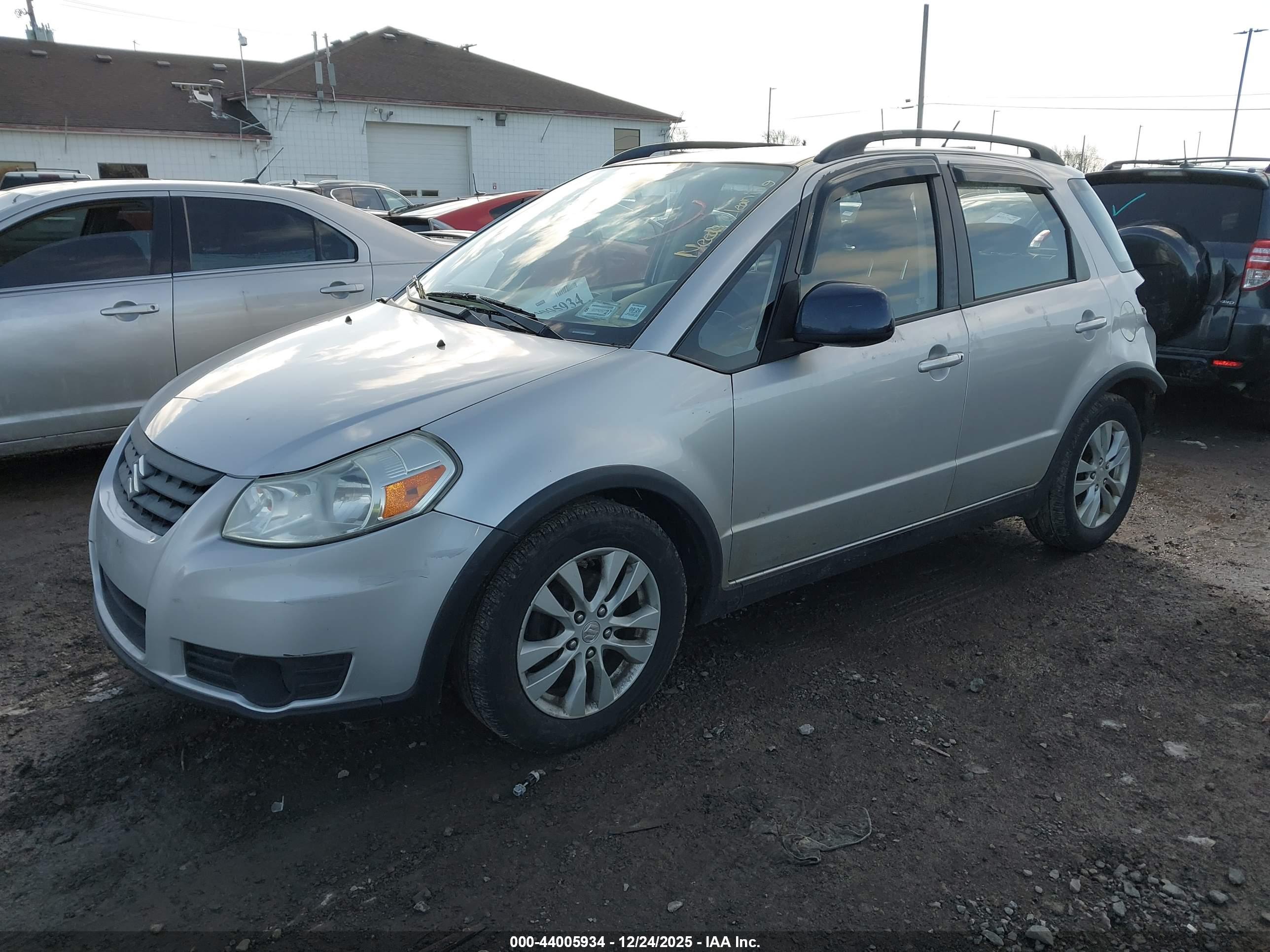 SUZUKI SX4 image 2
