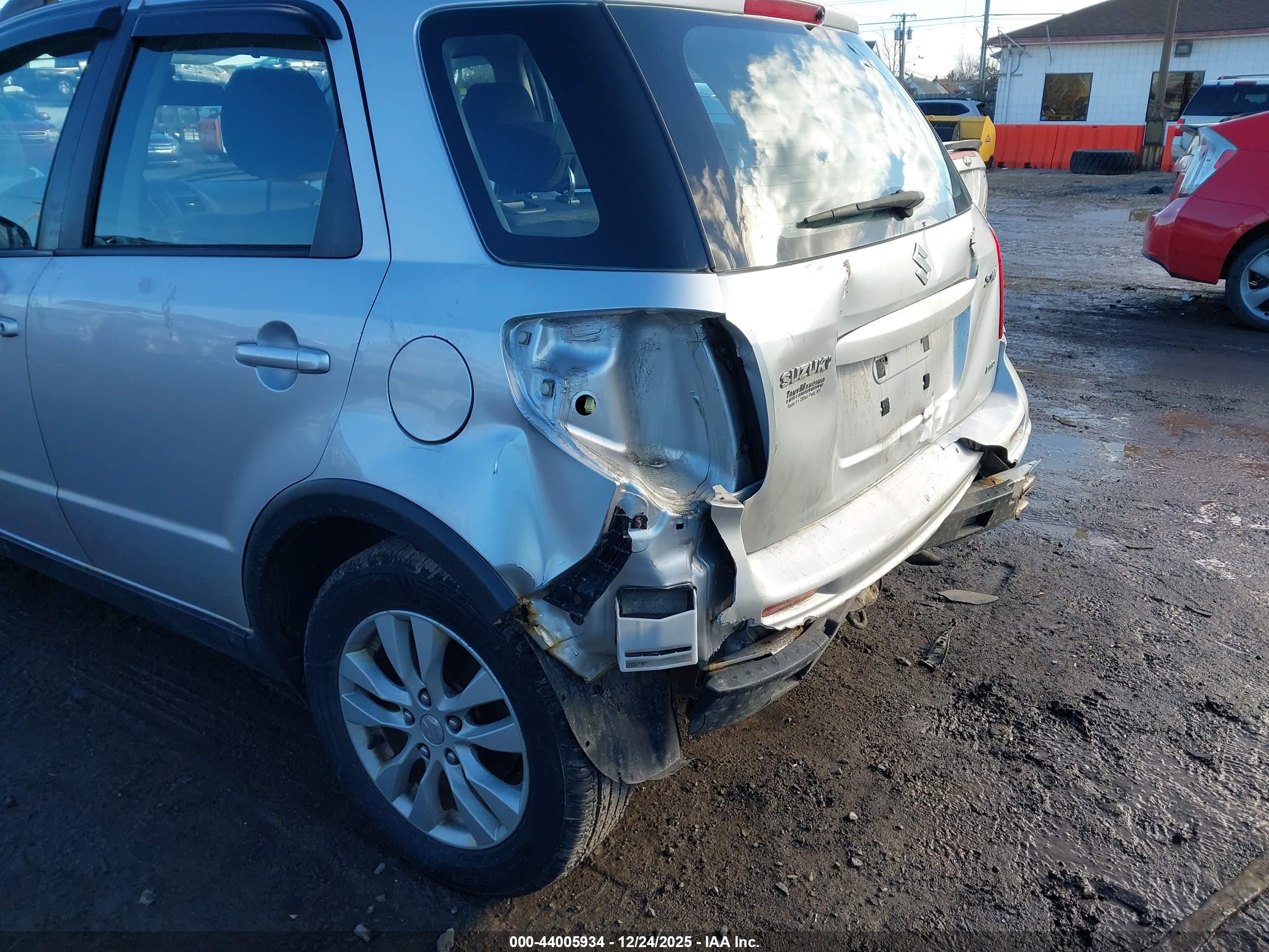 SUZUKI SX4 image 6