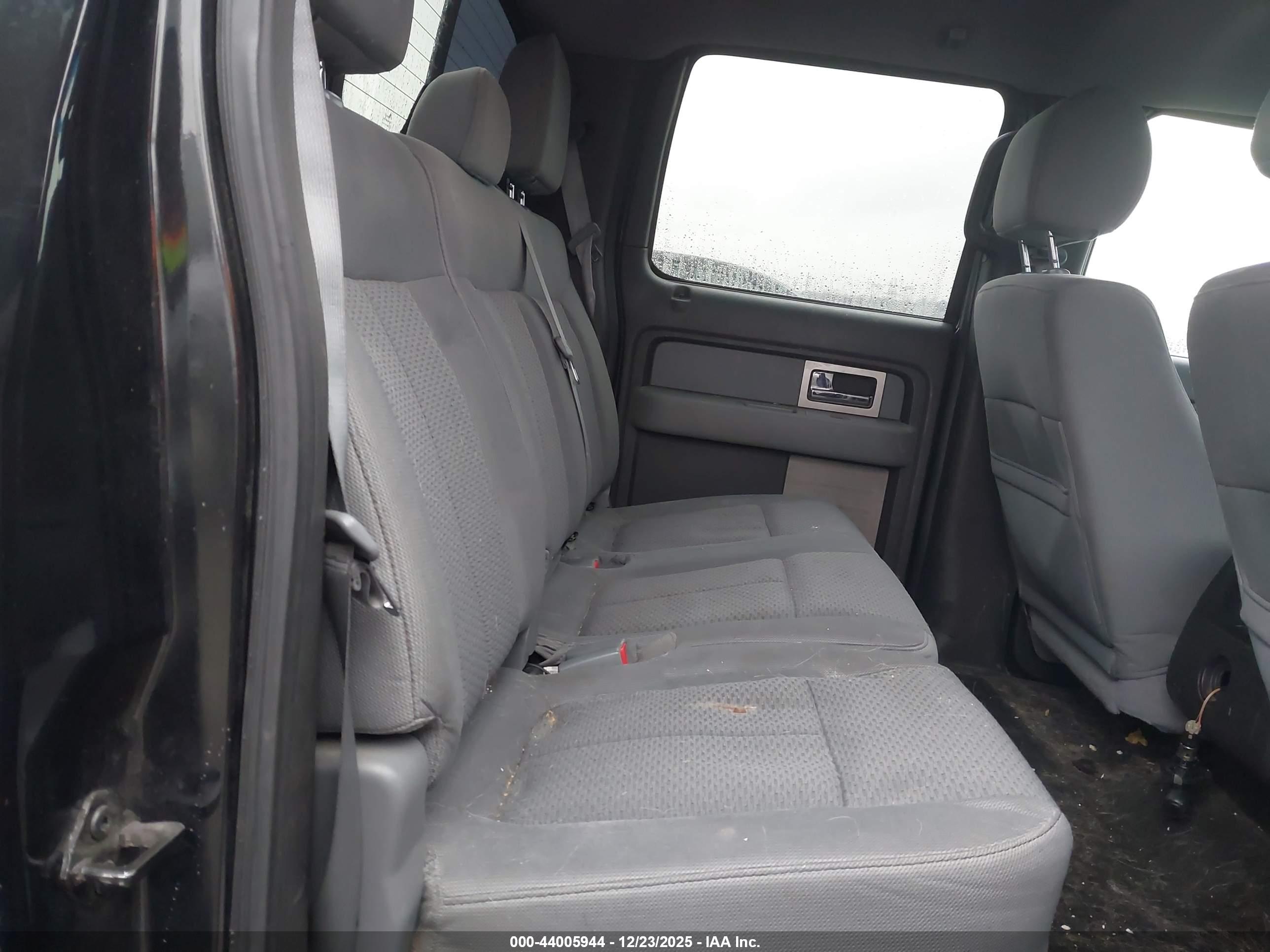 FORD F-150 image 8