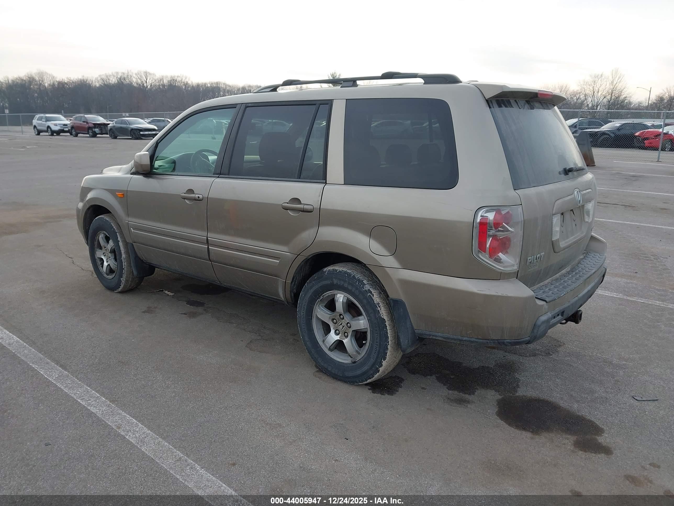 HONDA PILOT image 3