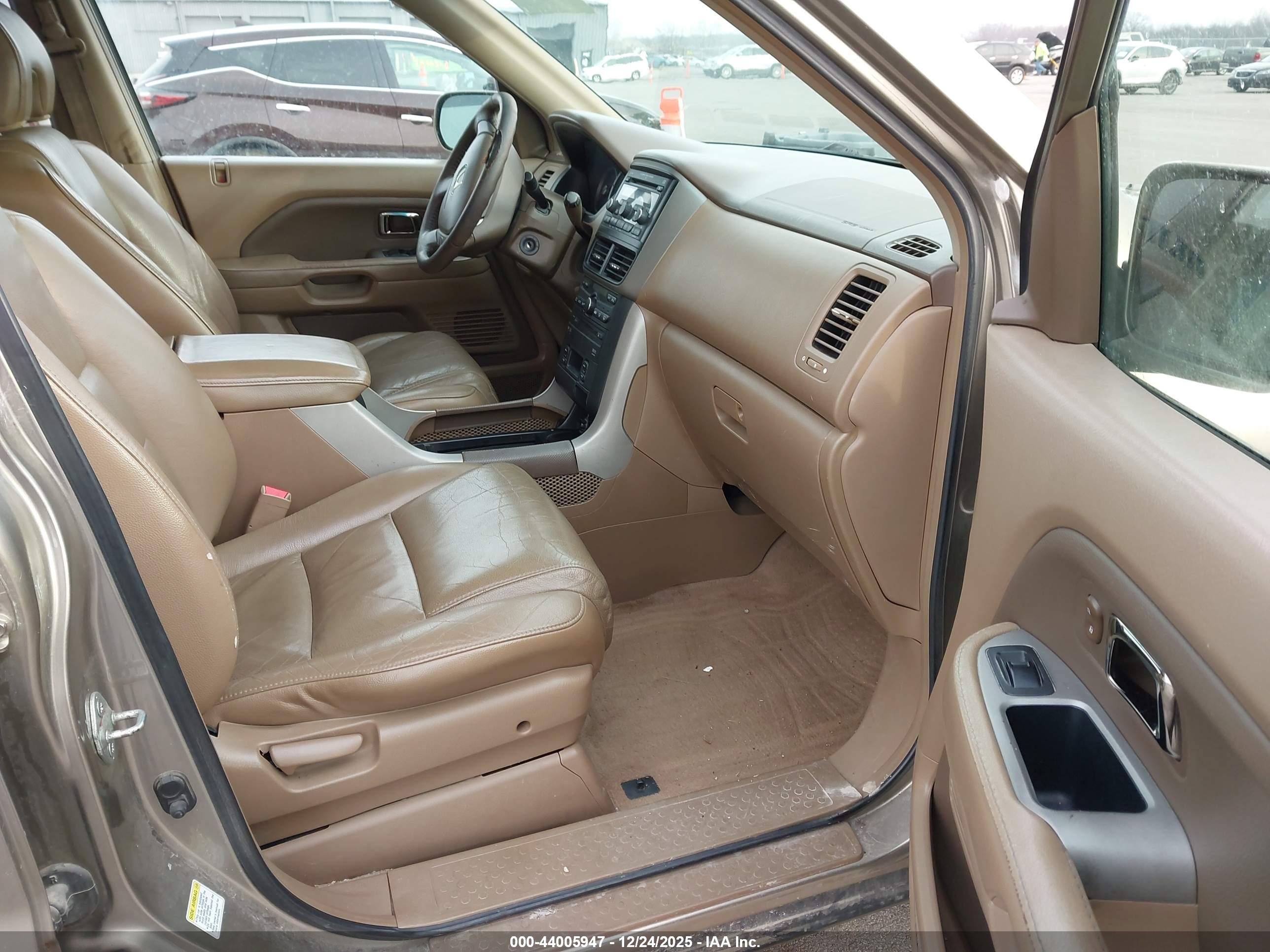 HONDA PILOT image 5