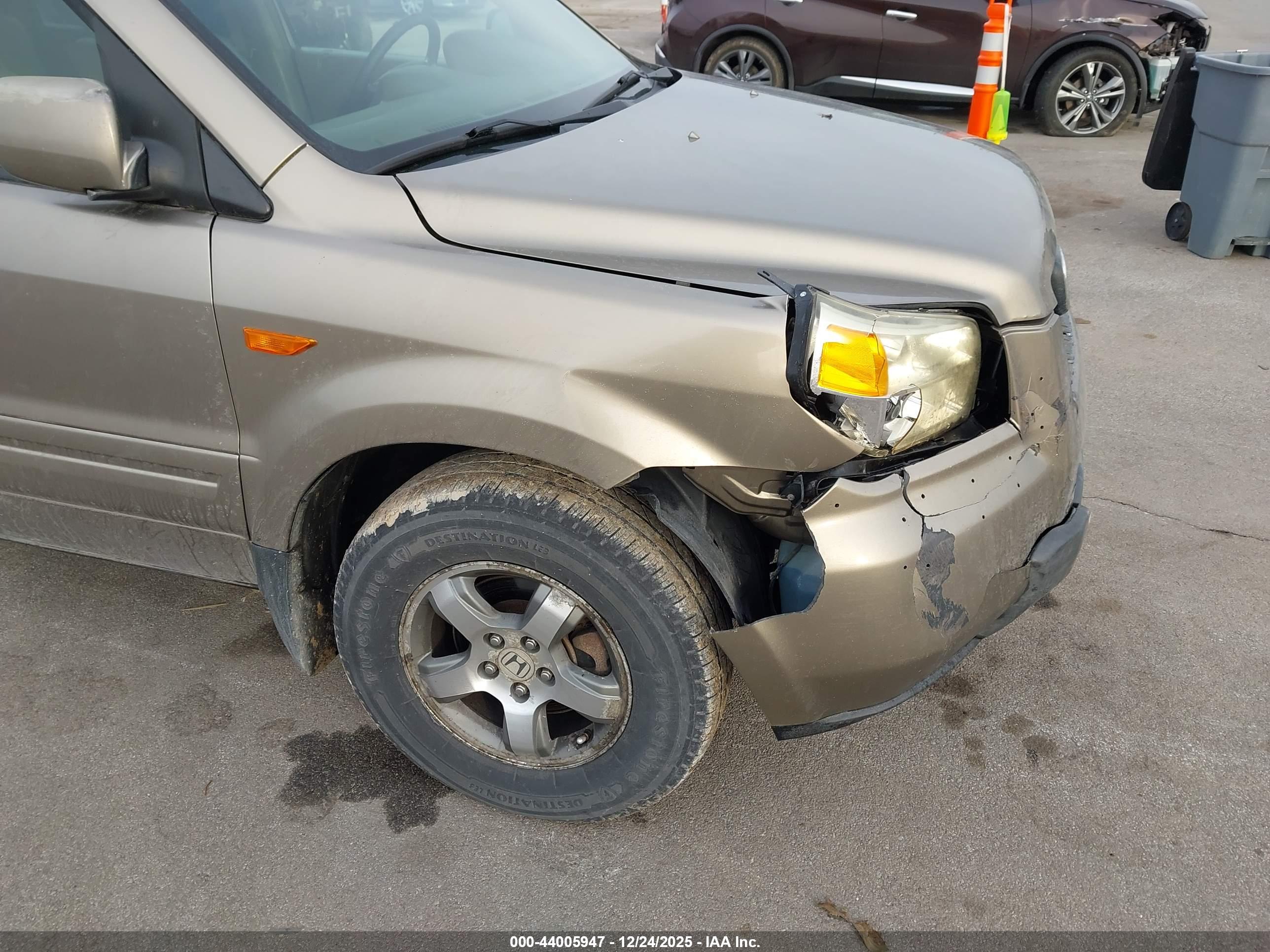 HONDA PILOT image 6