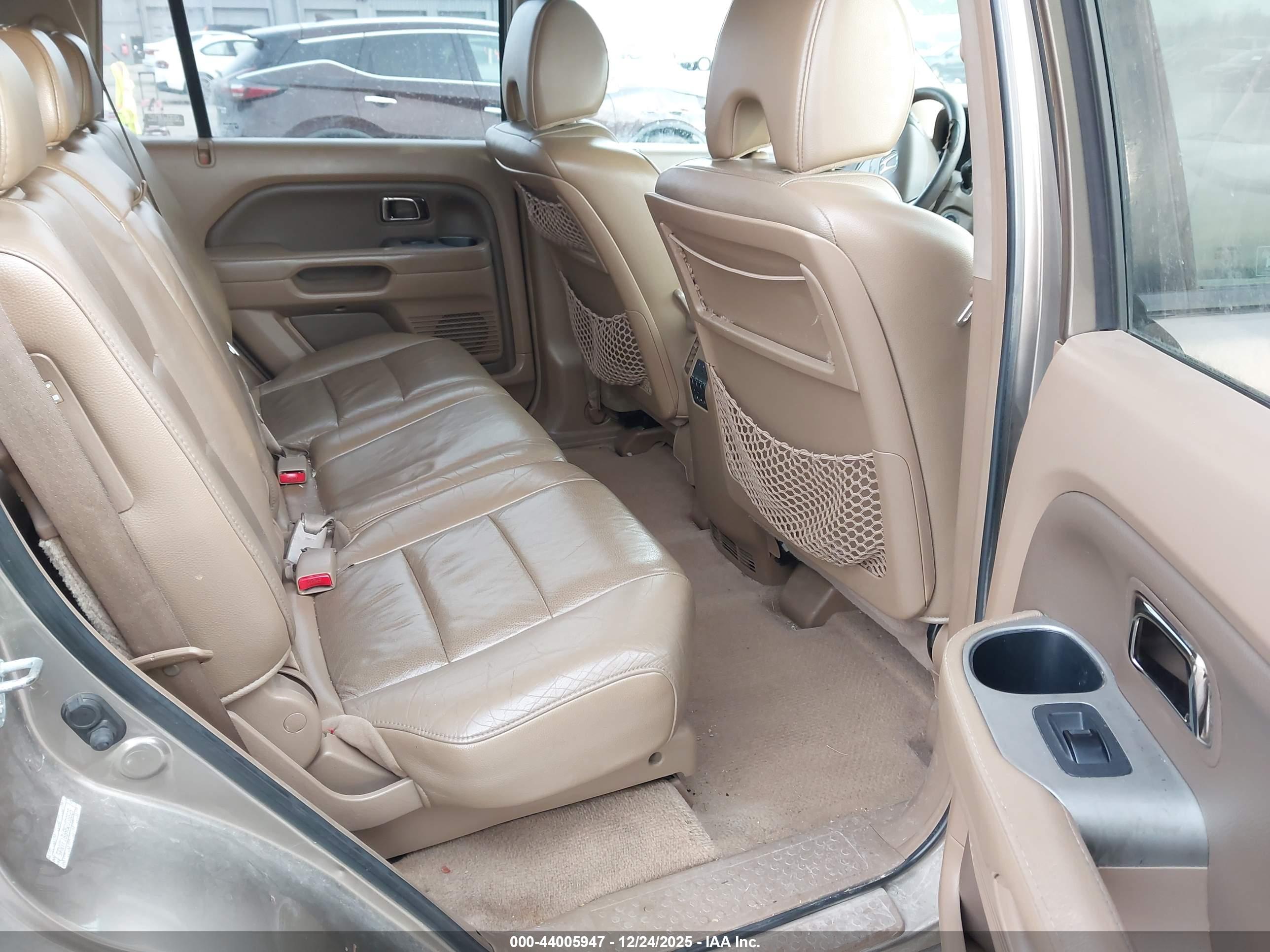 HONDA PILOT image 8