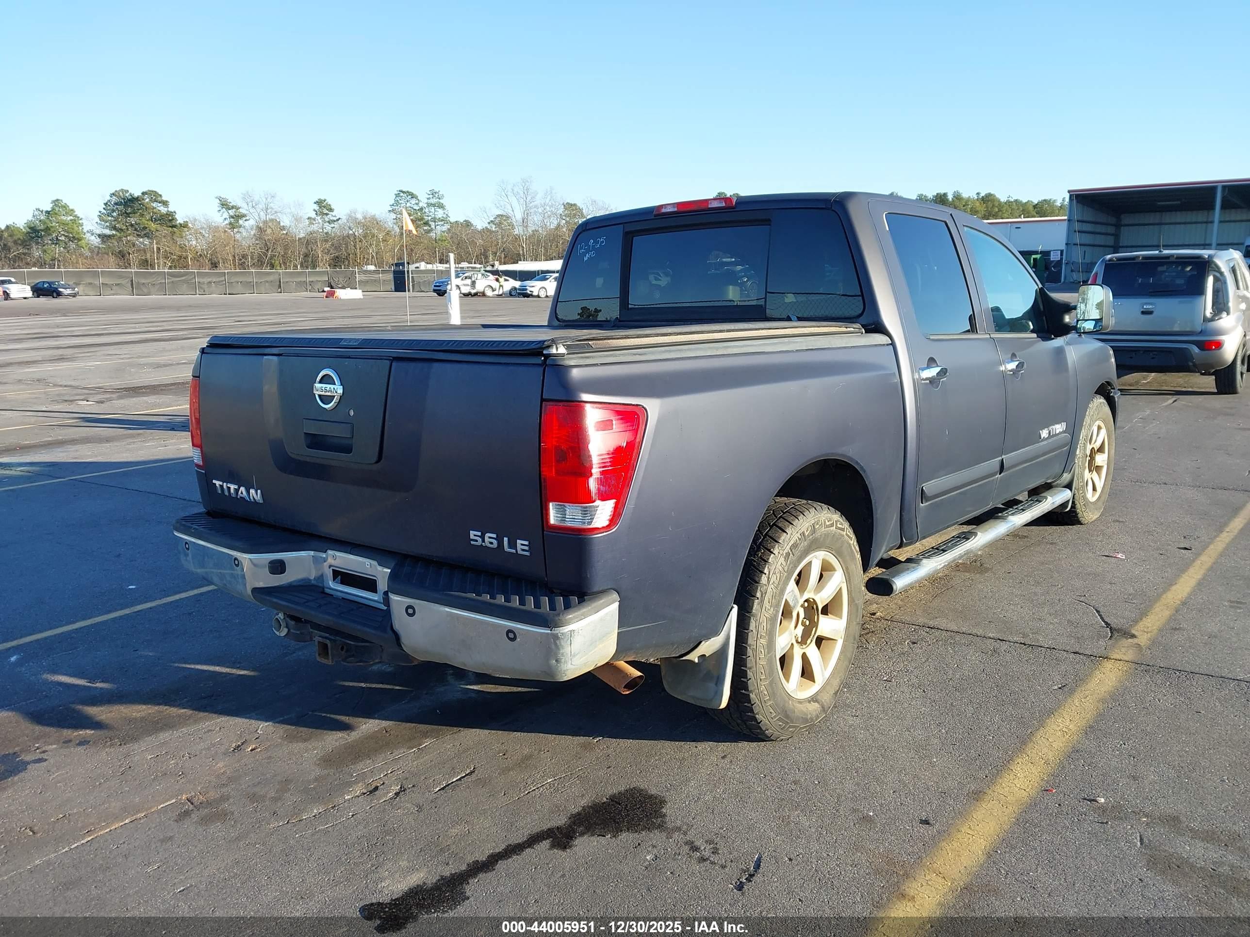 NISSAN TITAN image 4