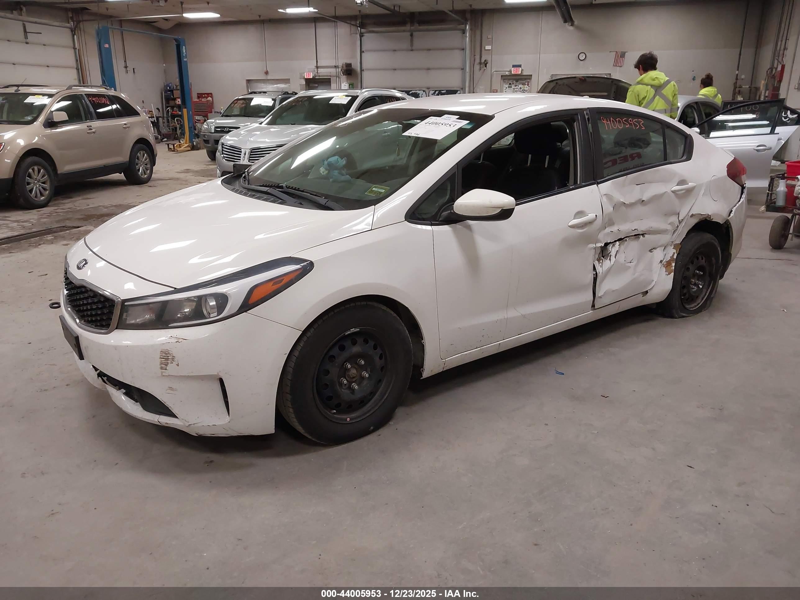 KIA FORTE image 2