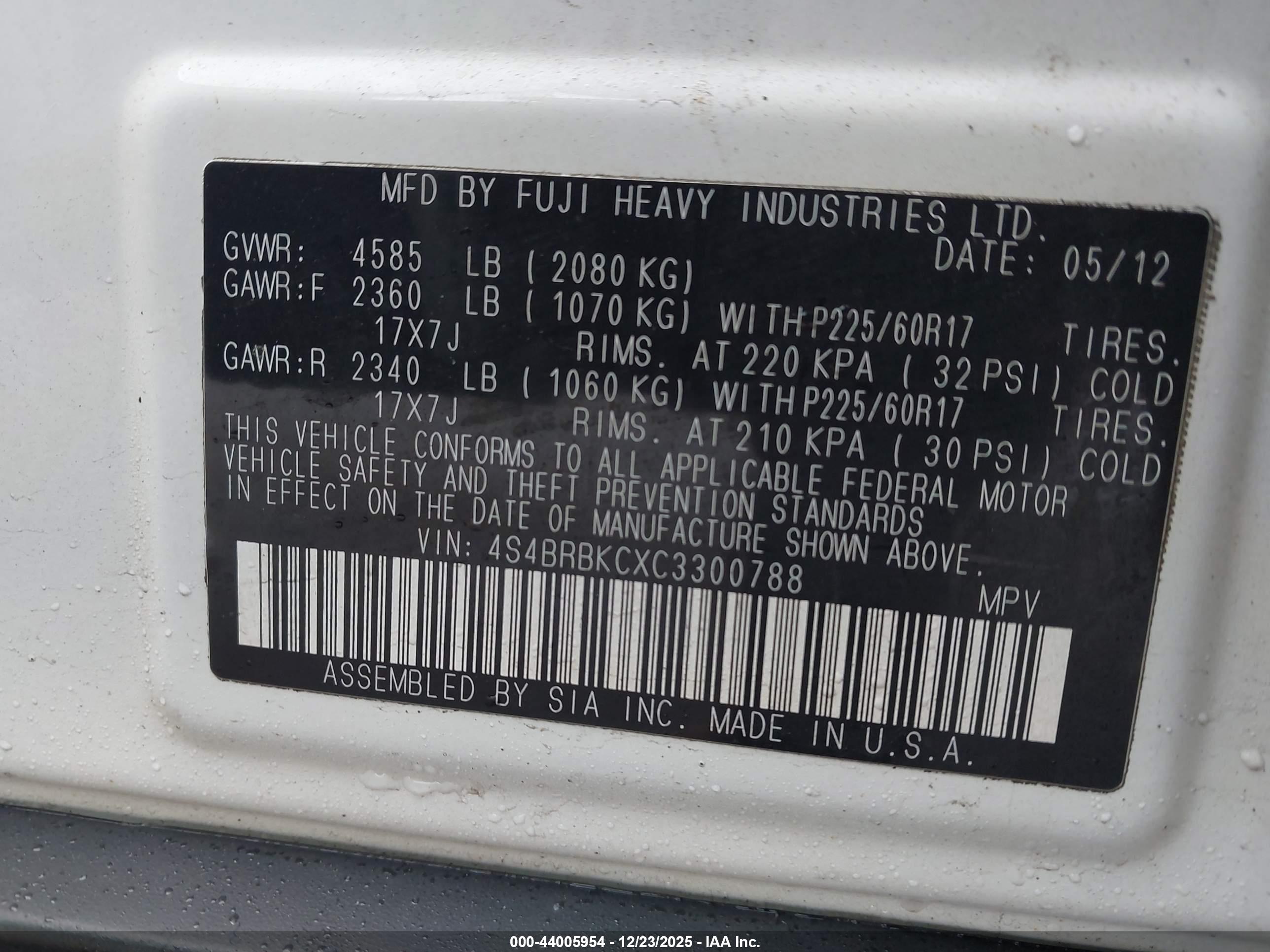 SUBARU OUTBACK image 9