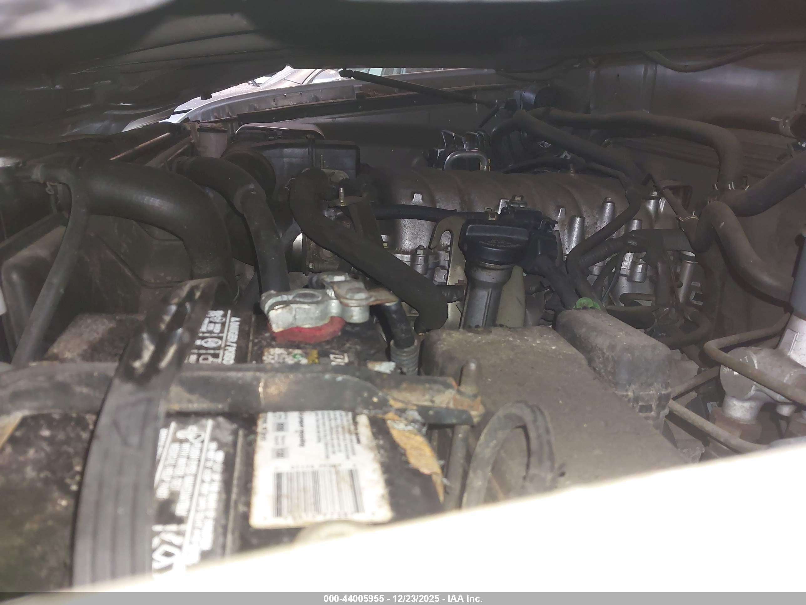 TOYOTA SEQUOIA image 10