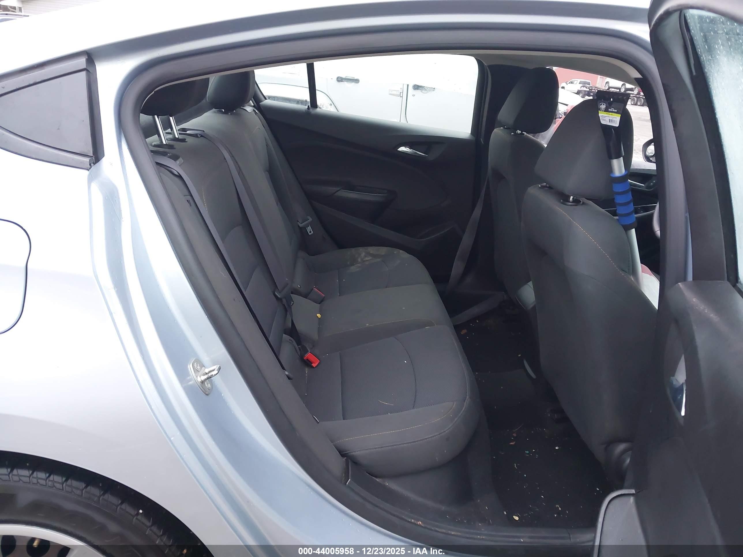 CHEVROLET CRUZE image 8